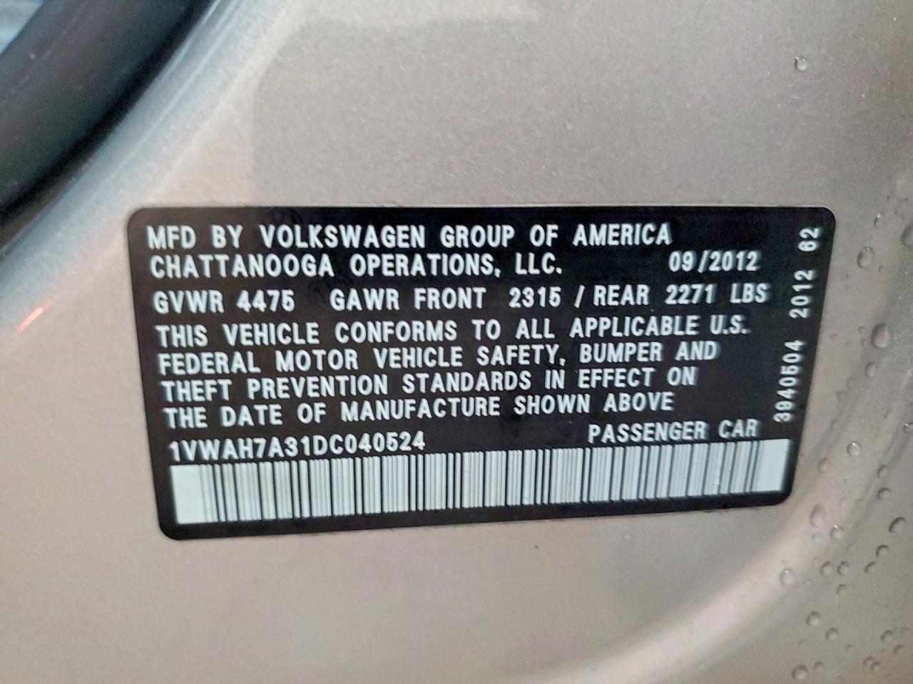 2013 Volkswagen Passat S Silver vin: 1VWAH7A31DC040524