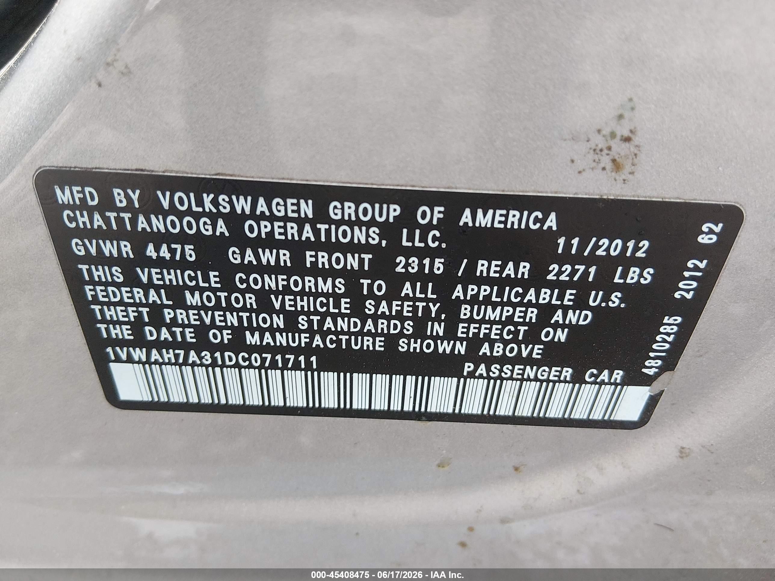 2013 Volkswagen Passat S Silver vin: 1VWAH7A31DC071711