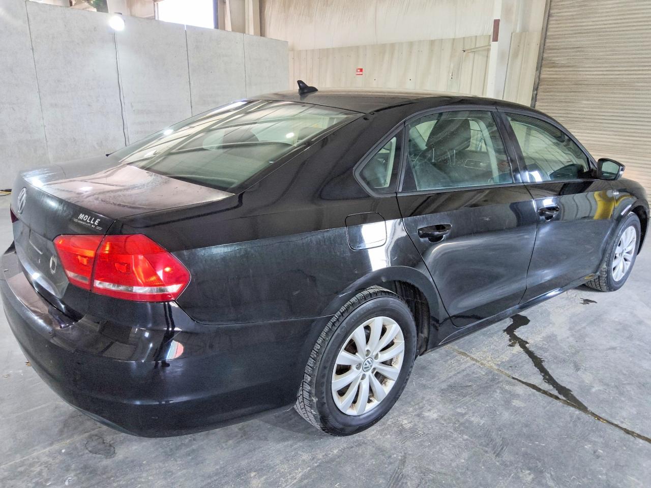 2014 Volkswagen Passat S Black vin: 1VWAH7A31EC018900