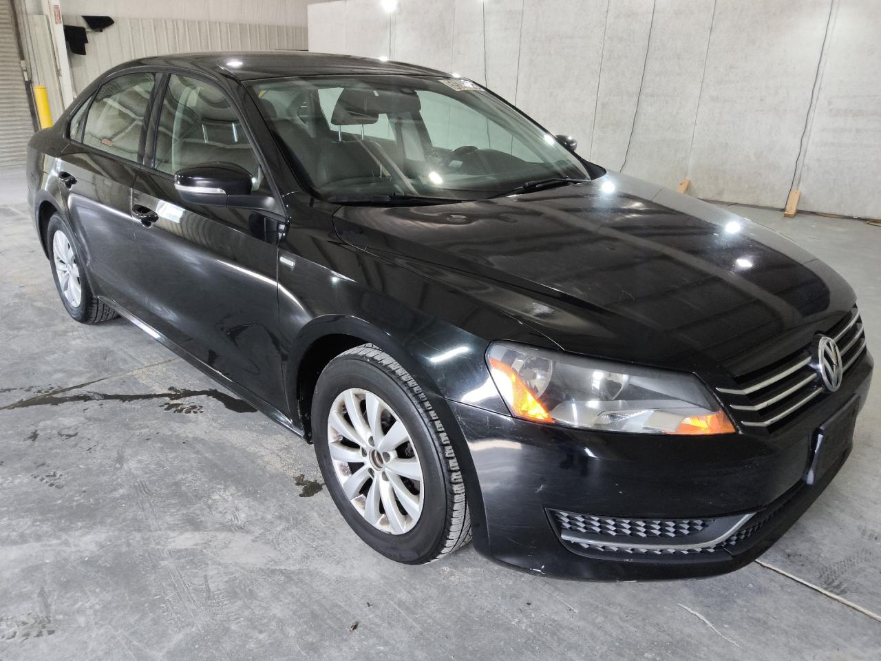 2014 Volkswagen Passat S Black vin: 1VWAH7A31EC018900 Damage: Right Headlamp Bulb, Inoperable, Repair Required