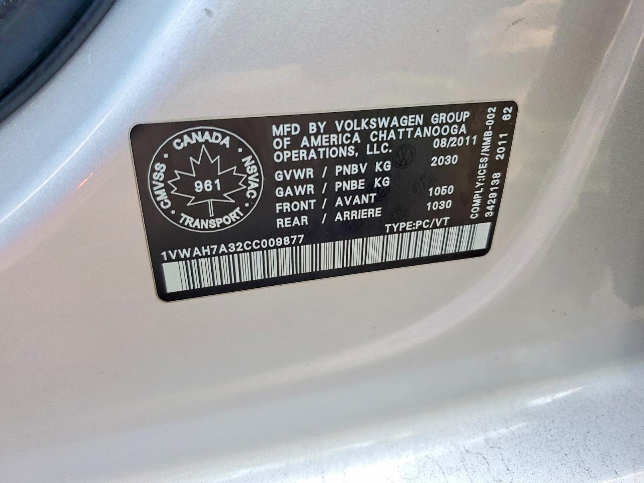 2012 Volkswagen Passat S Silver vin: 1VWAH7A32CC009877