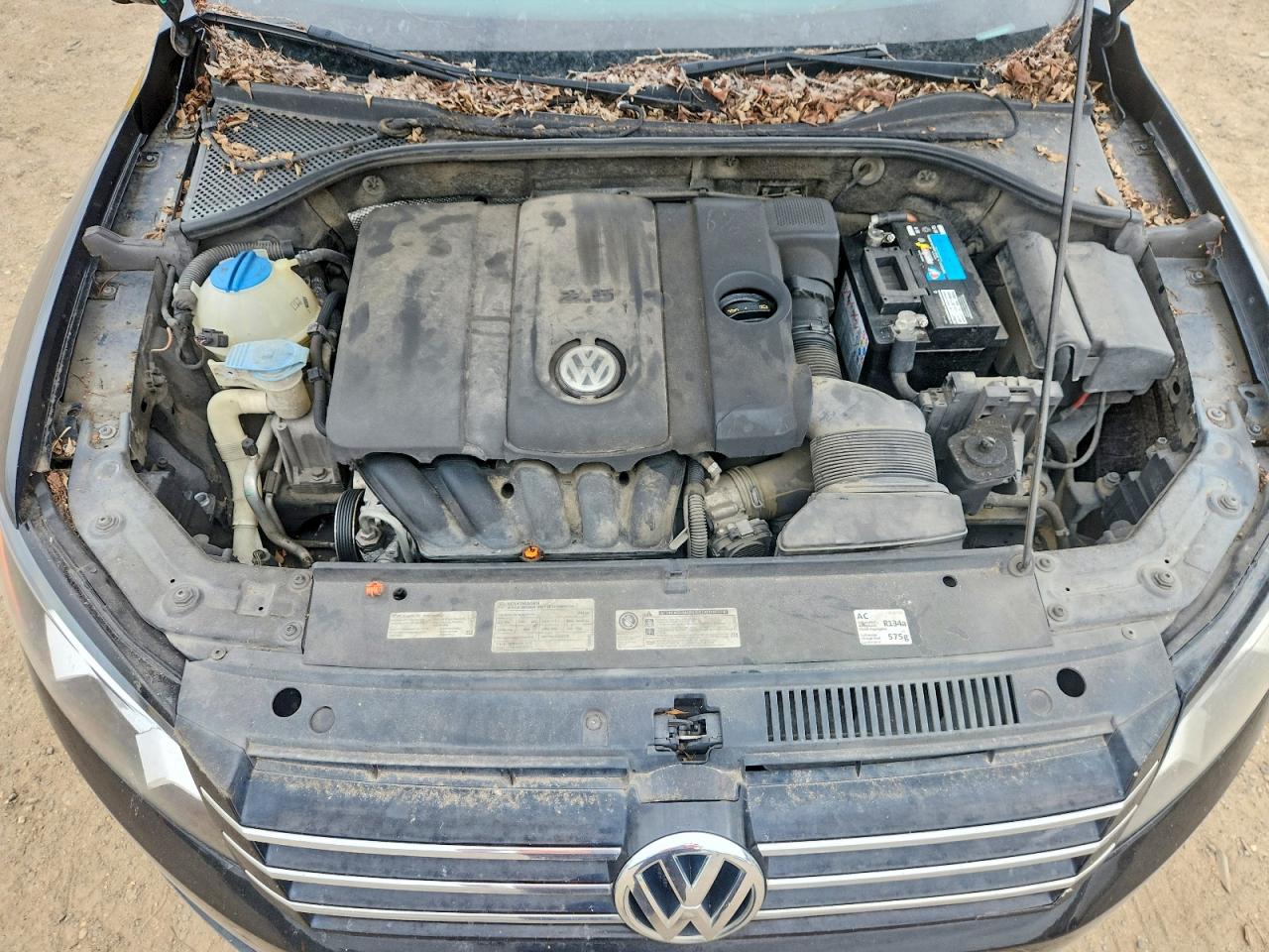 2012 Volkswagen Passat S Черный vin: 1VWAH7A33CC033508