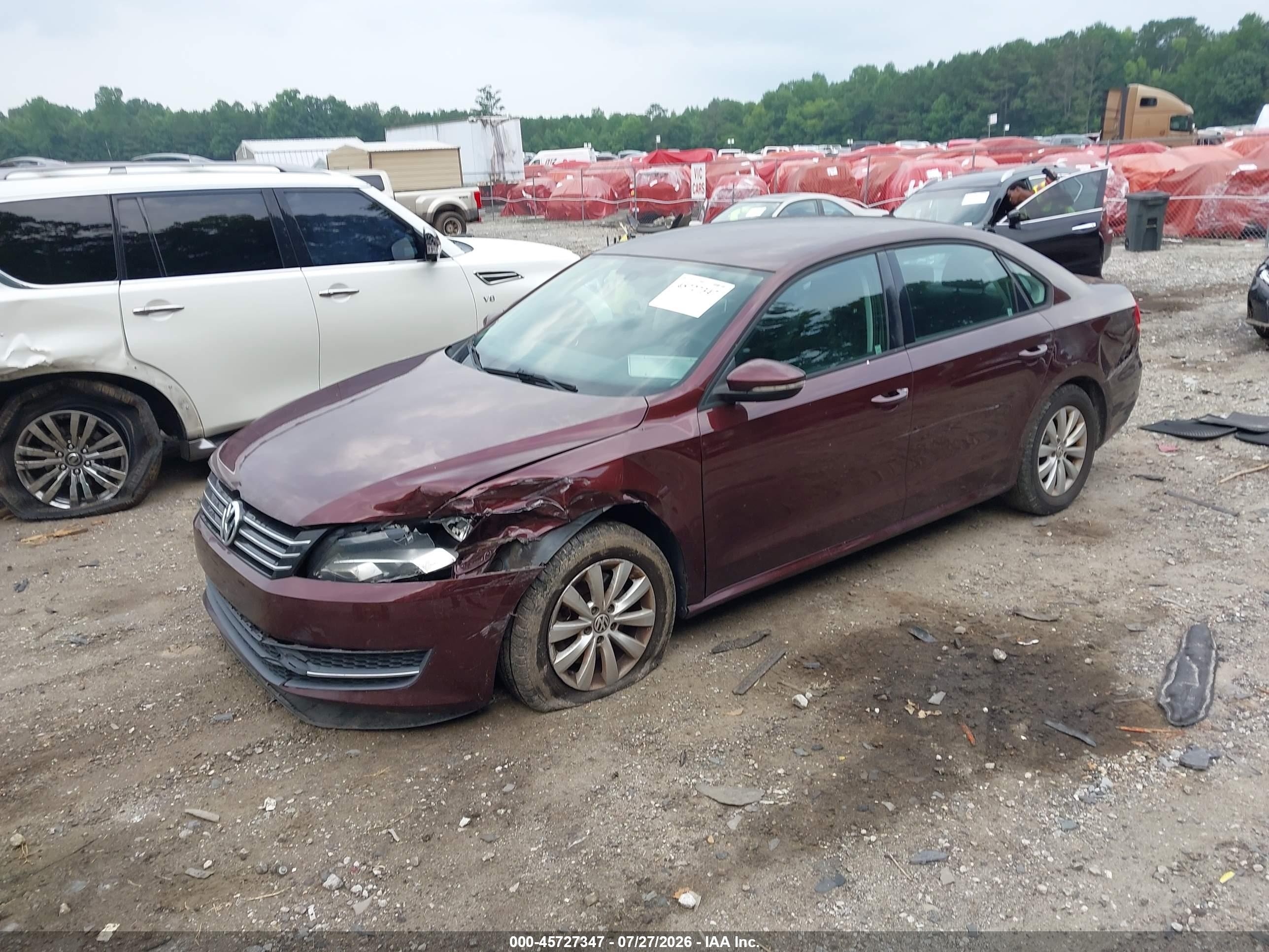 2012 Volkswagen Passat 2.5l S Red vin: 1VWAH7A33CC048042