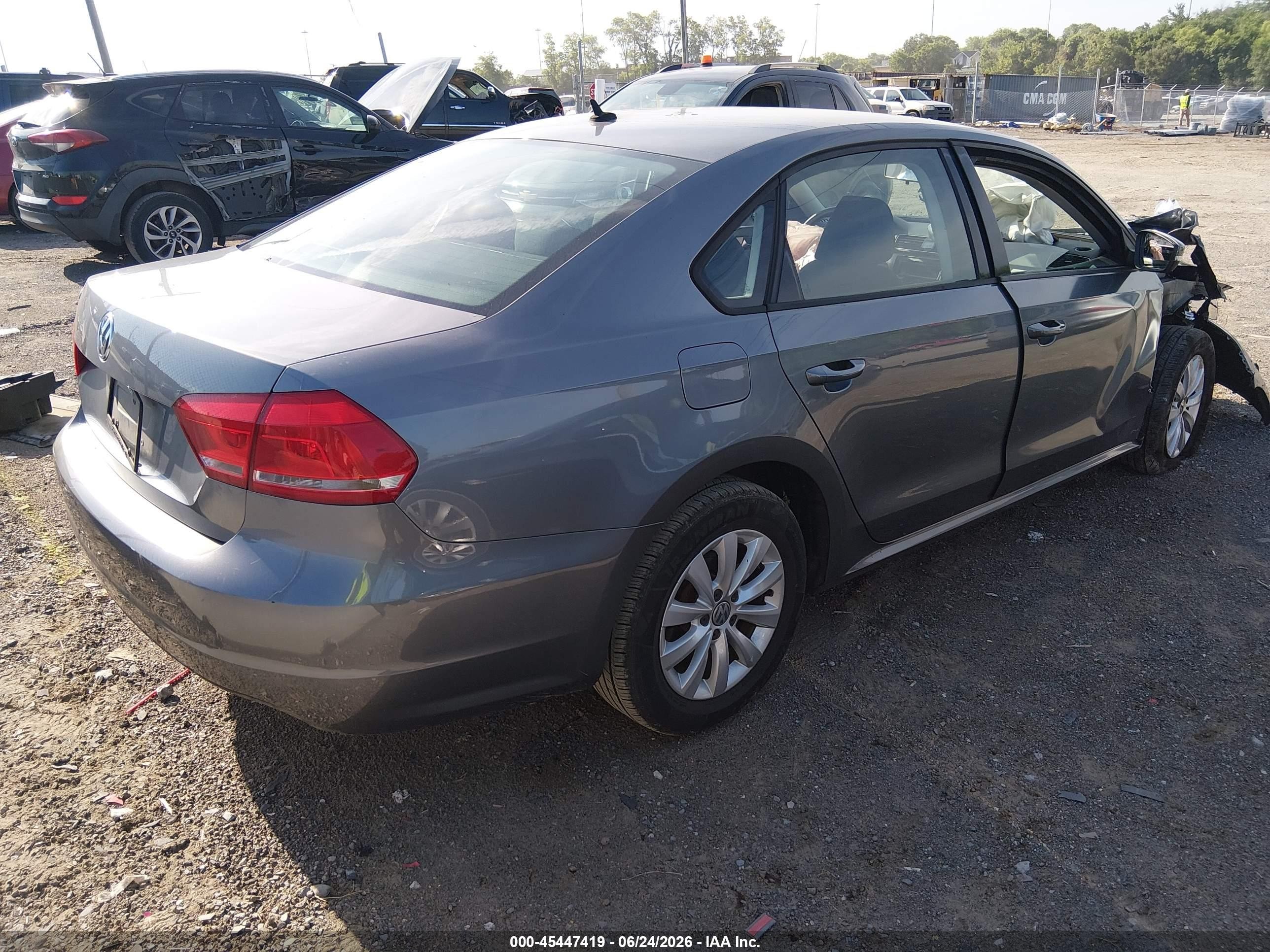 2013 Volkswagen Passat 2.5l S Gray vin: 1VWAH7A33DC115529