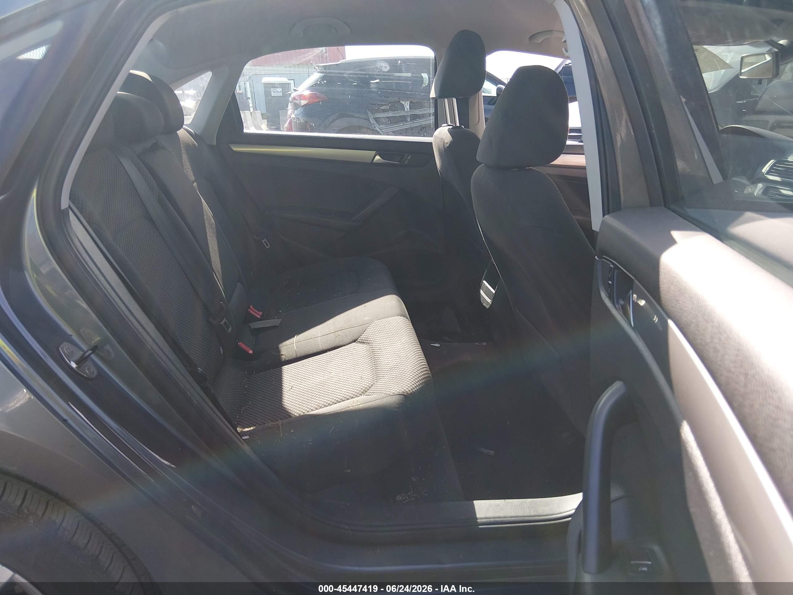 2013 Volkswagen Passat 2.5l S Gray vin: 1VWAH7A33DC115529