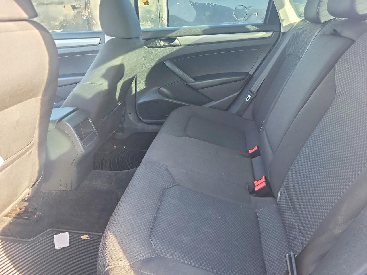 2013 Volkswagen Passat S Gray vin: 1VWAH7A34DC006030