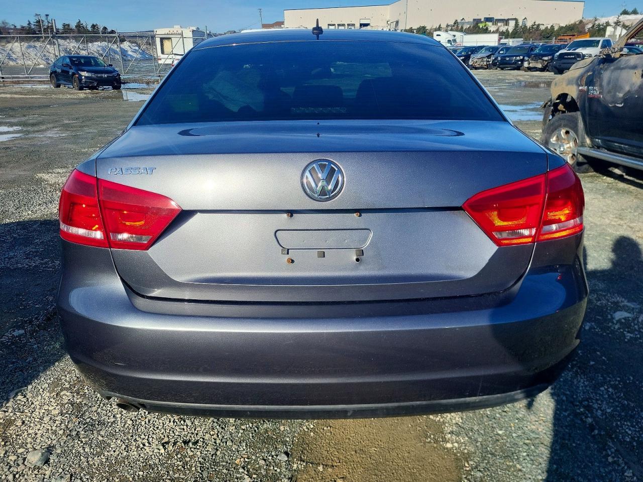 2013 Volkswagen Passat S Gray vin: 1VWAH7A34DC006030