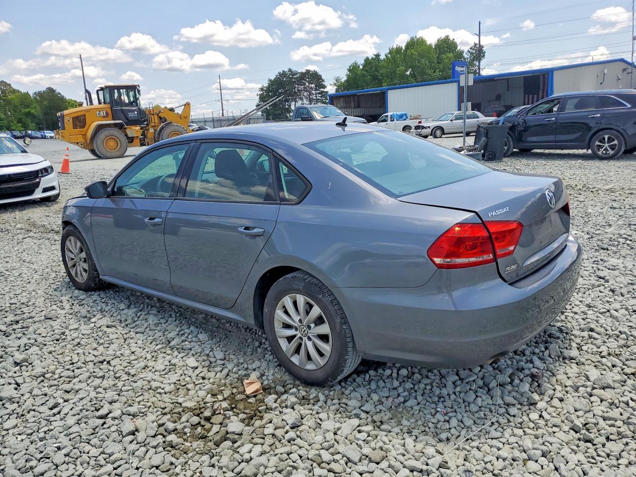 2014 Volkswagen Passat S Угольный vin: 1VWAH7A34EC007177