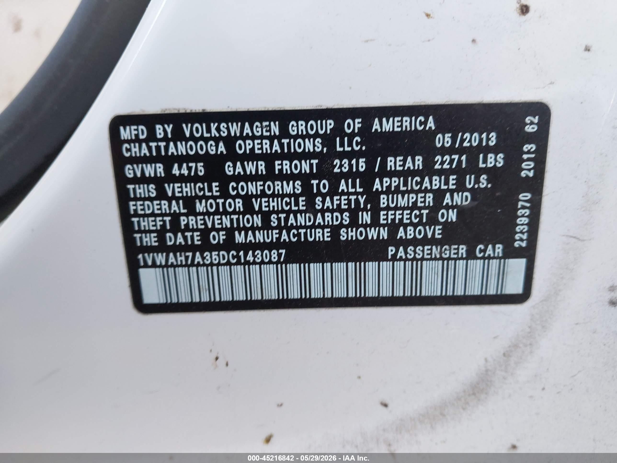 2013 Volkswagen Passat 2.5l Wolfsburg Edition White vin: 1VWAH7A35DC143087