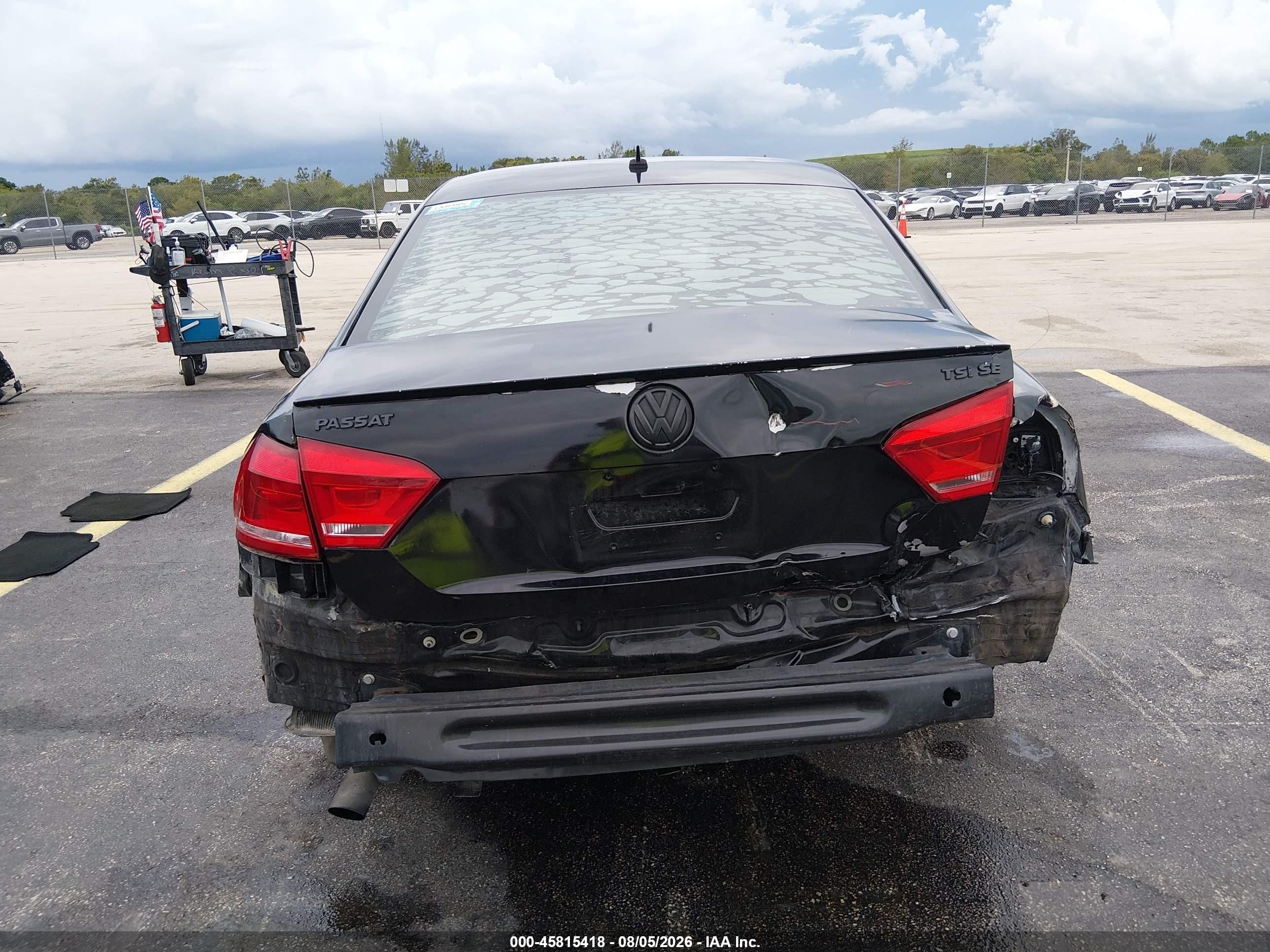 2013 Volkswagen Passat 2.5l S Черный vin: 1VWAH7A39DC007285