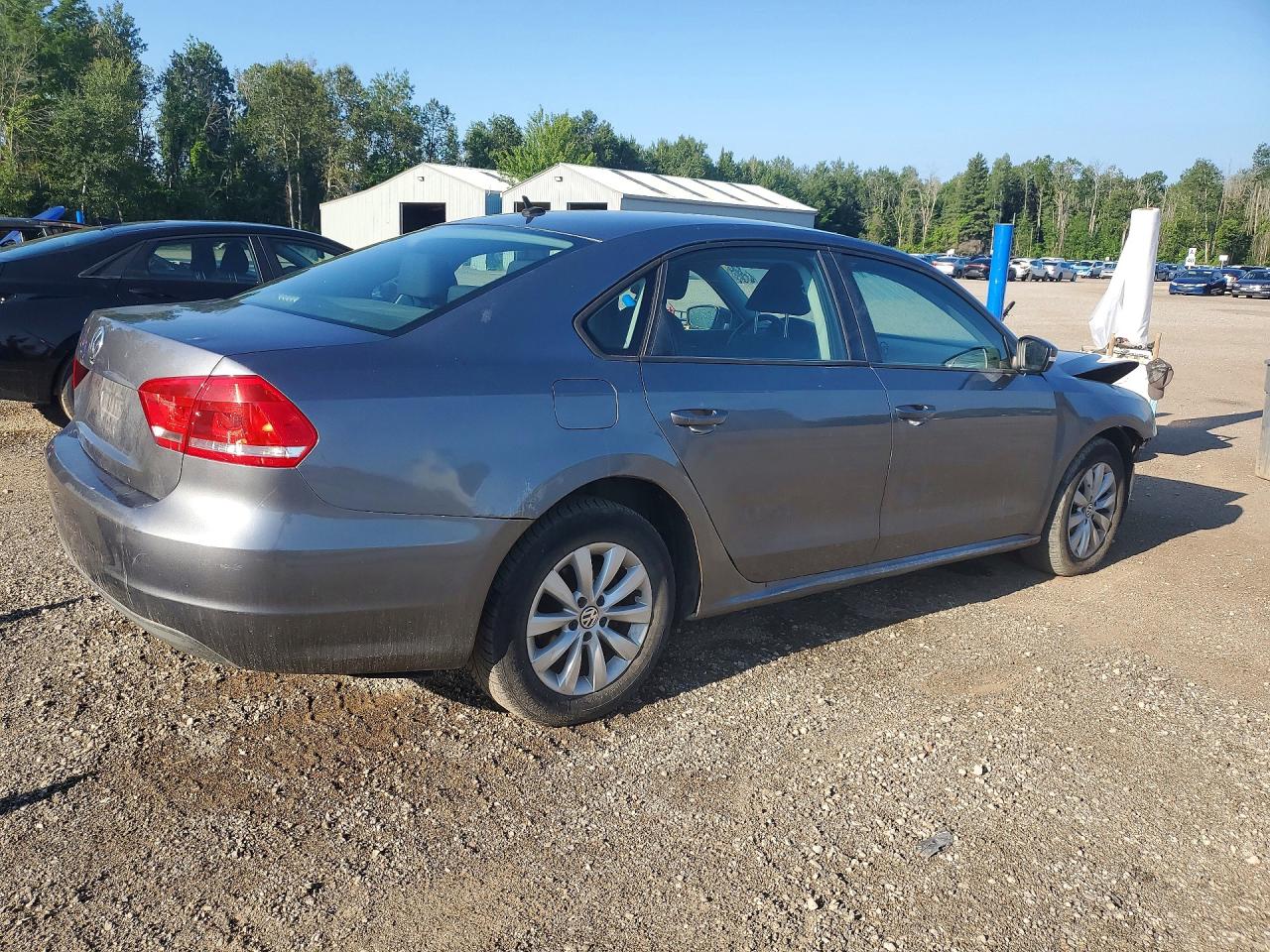 2013 Volkswagen Passat S Gray vin: 1VWAH7A39DC091706