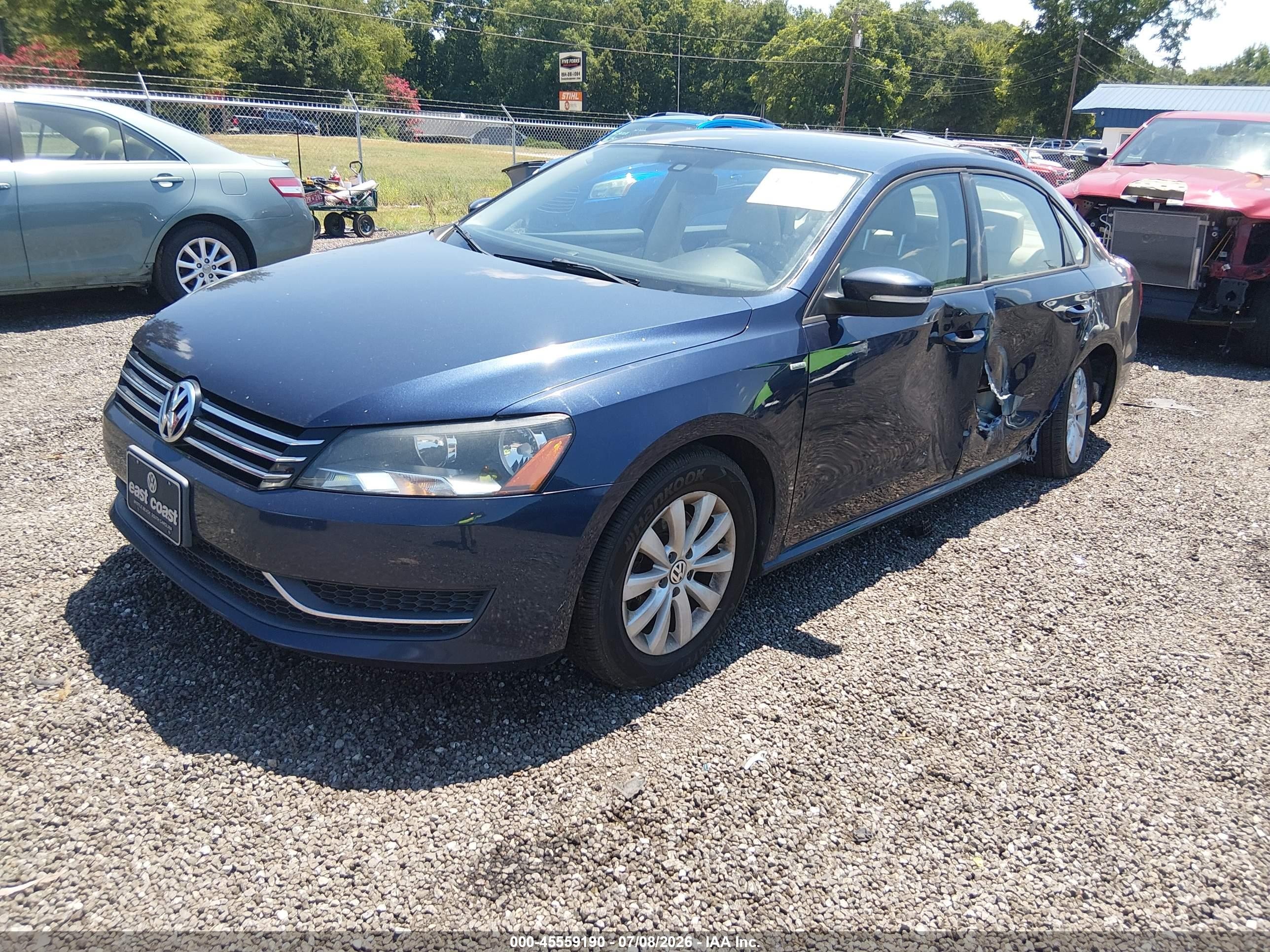2013 Volkswagen Passat 2.5l Wolfsburg Edition Blue vin: 1VWAH7A39DC146977