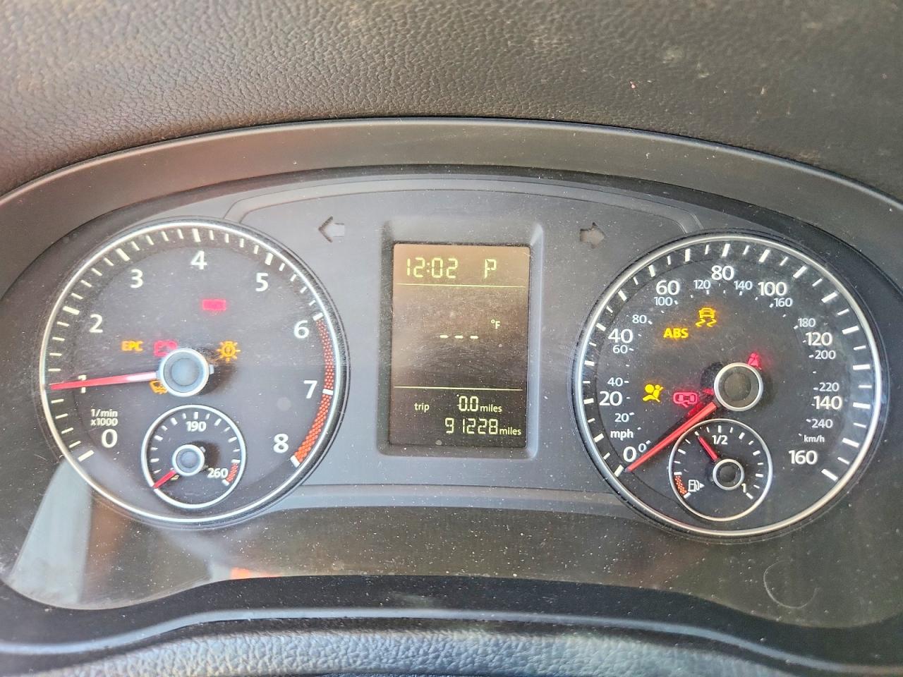 2013 Volkswagen Passat S Серебряный vin: 1VWAH7A3XDC043129