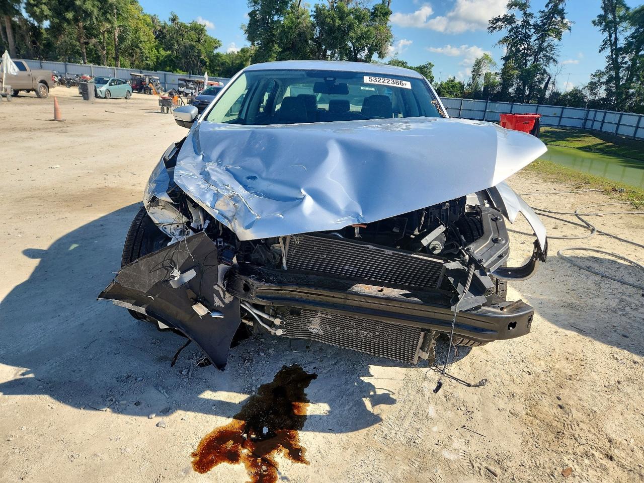 2013 Volkswagen Passat S Серебряный vin: 1VWAH7A3XDC043129