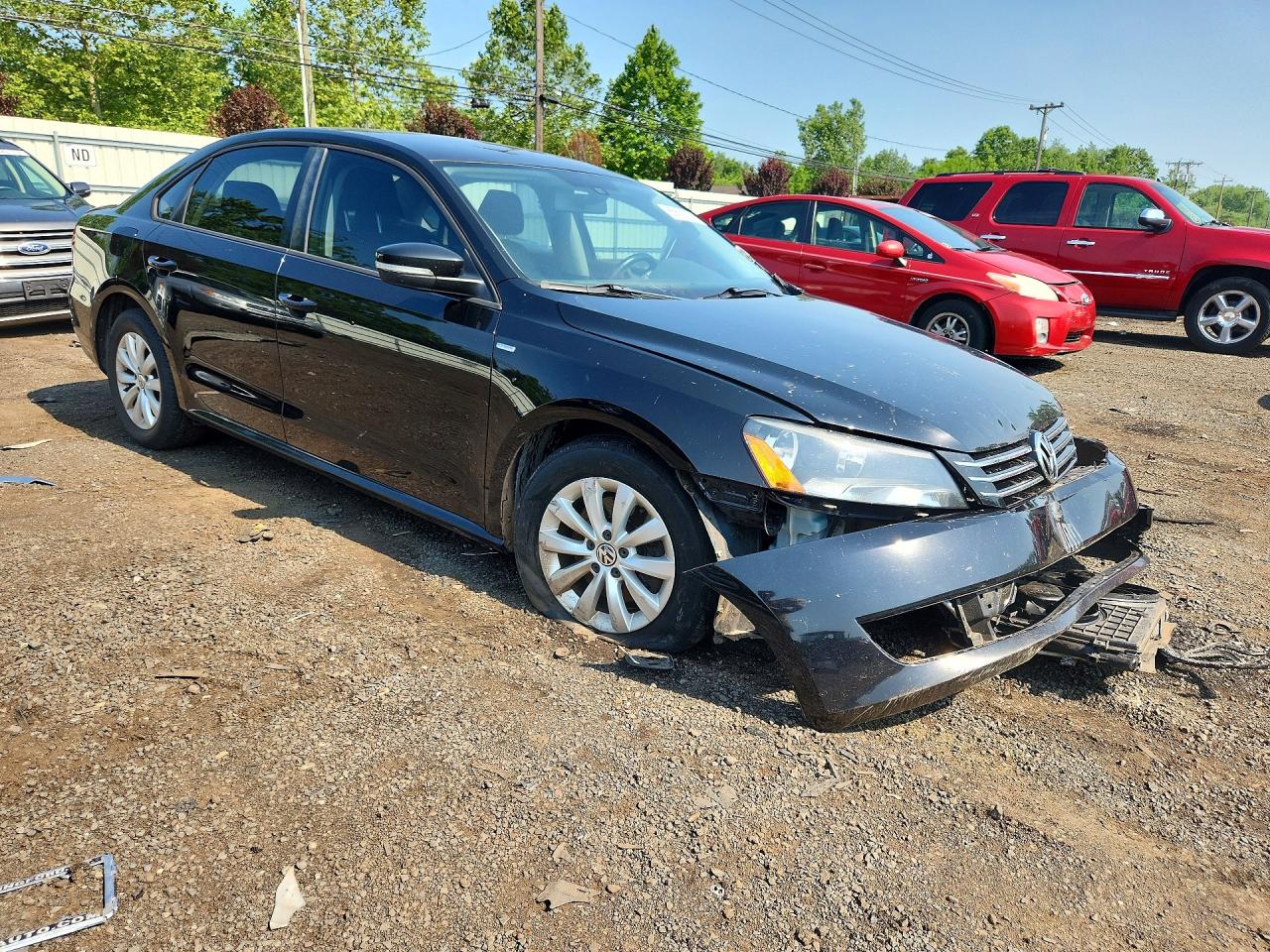 2014 Volkswagen Passat S Black vin: 1VWAH7A3XEC017003