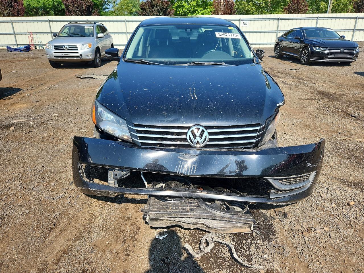 2014 Volkswagen Passat S Black vin: 1VWAH7A3XEC017003