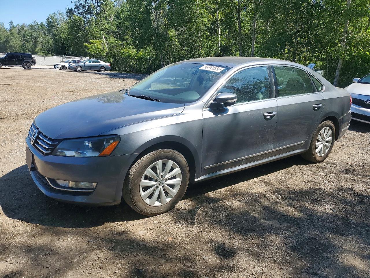 2015 Volkswagen Passat S Серый vin: 1VWAN7A33EC040406