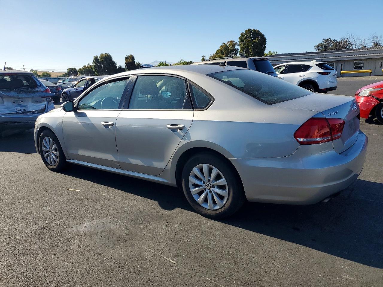 2012 Volkswagen Passat S Silver vin: 1VWAP7A30CC014837