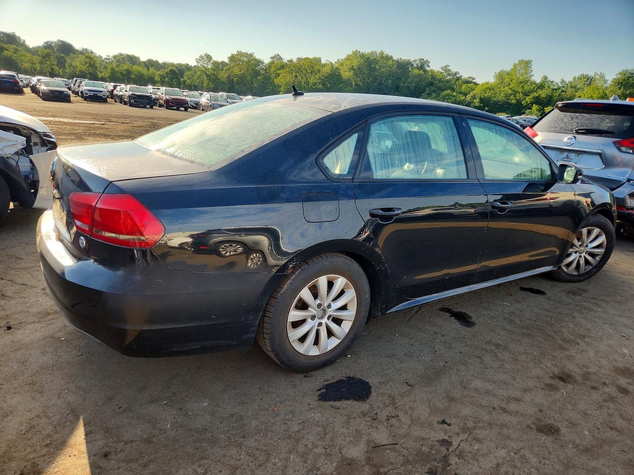 2013 Volkswagen Passat S Black vin: 1VWAP7A30DC032255