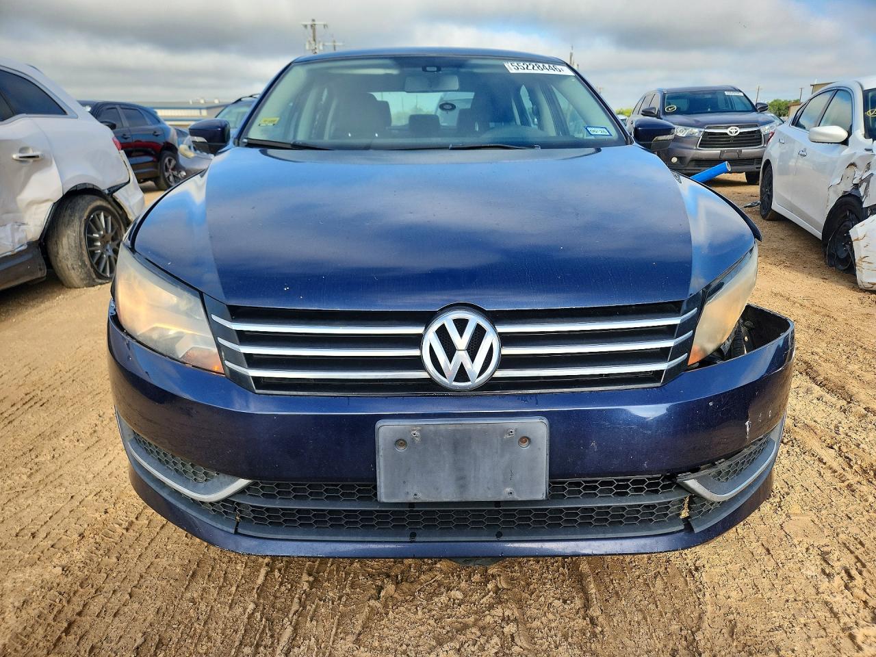 2013 Volkswagen Passat S Blue vin: 1VWAP7A30DC037472