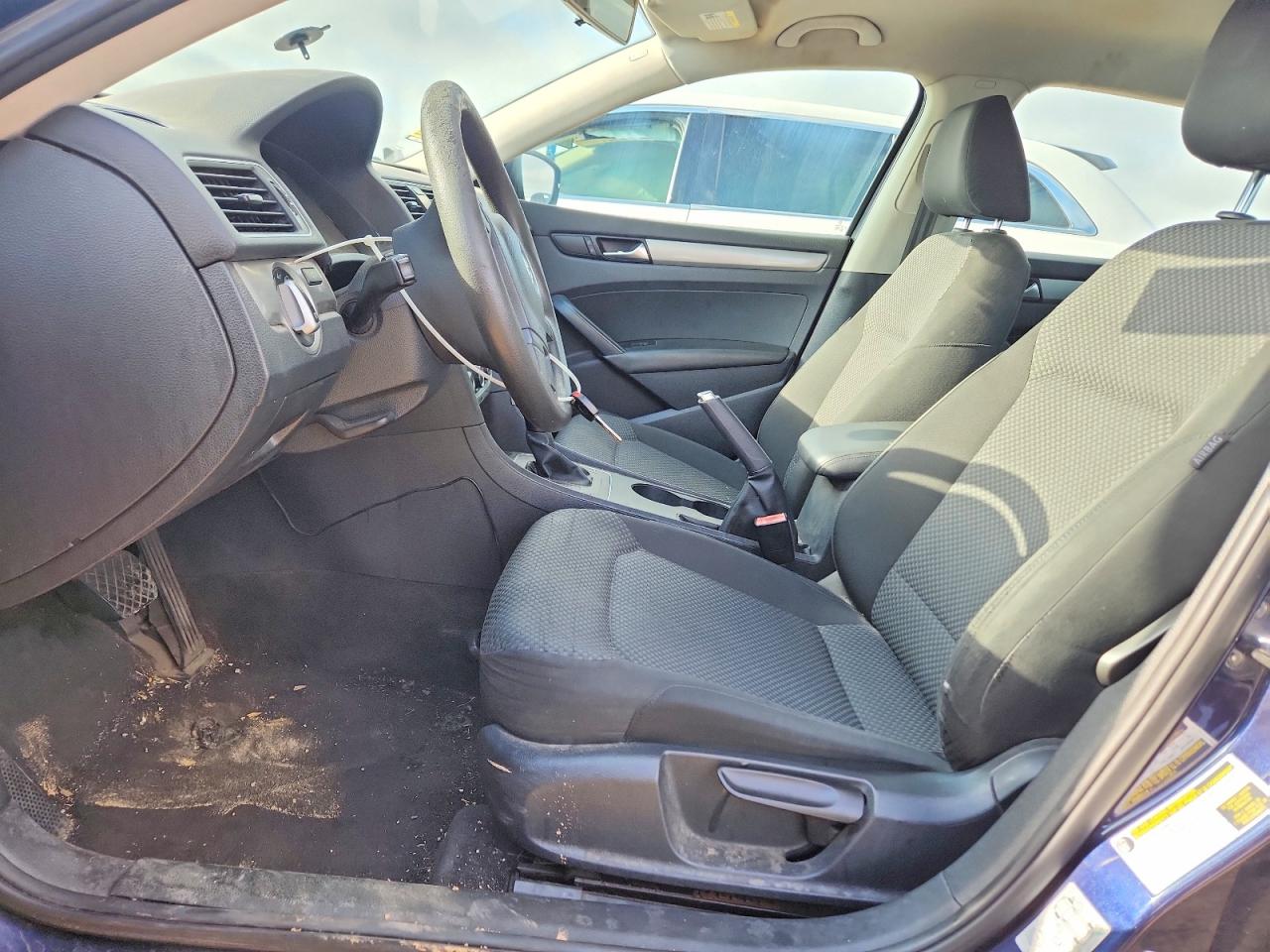 2013 Volkswagen Passat S Blue vin: 1VWAP7A30DC037472