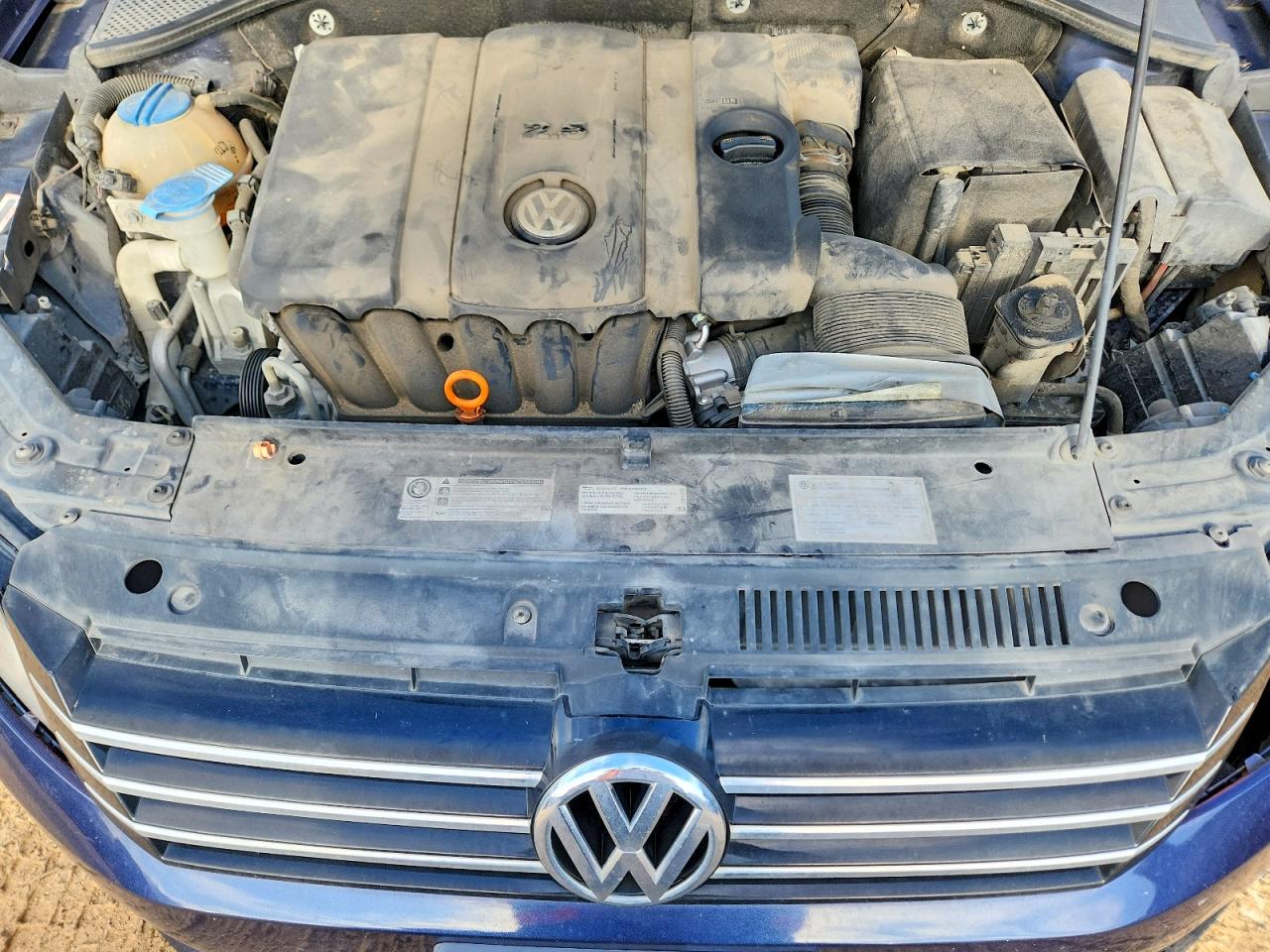 2013 Volkswagen Passat S Blue vin: 1VWAP7A30DC037472