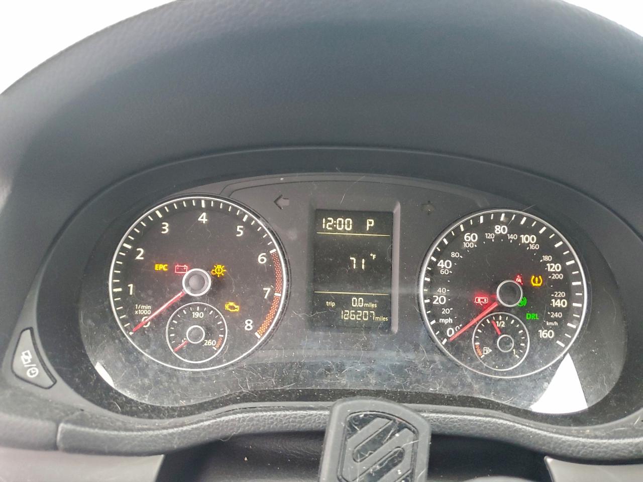 2013 Volkswagen Passat S White vin: 1VWAP7A30DC053140