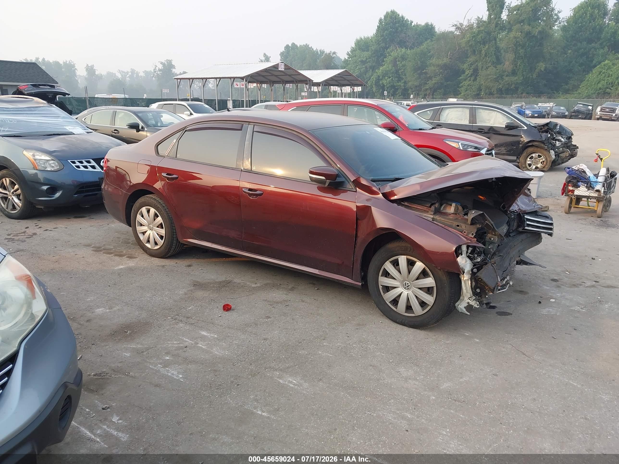 2013 Volkswagen Passat 2.5l S Burgundy vin: 1VWAP7A30DC056071
