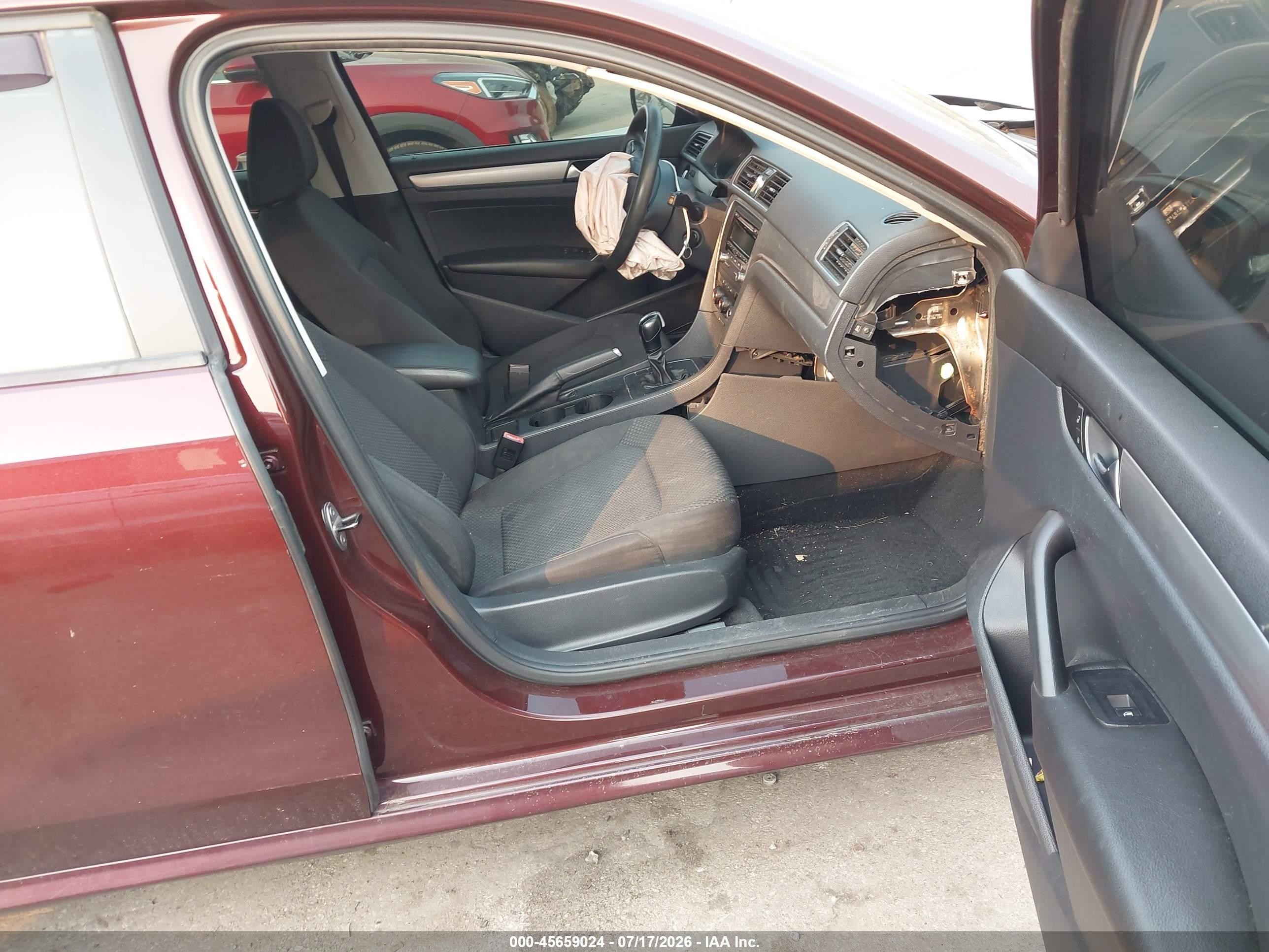 2013 Volkswagen Passat 2.5l S Burgundy vin: 1VWAP7A30DC056071