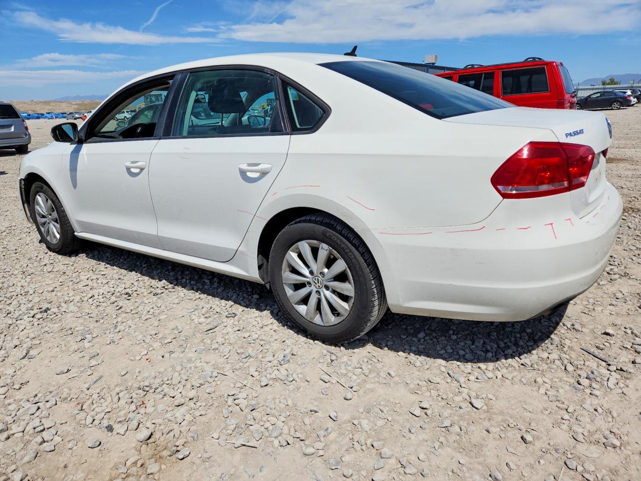 2013 Volkswagen Passat S White vin: 1VWAP7A30DC085084