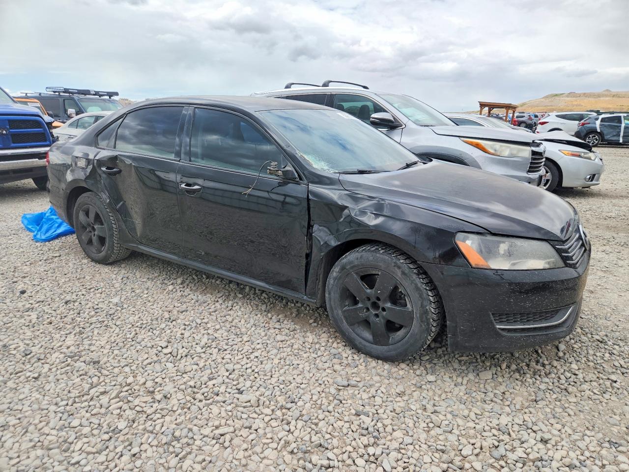 2014 Volkswagen Passat S Черный vin: 1VWAP7A30EC012668