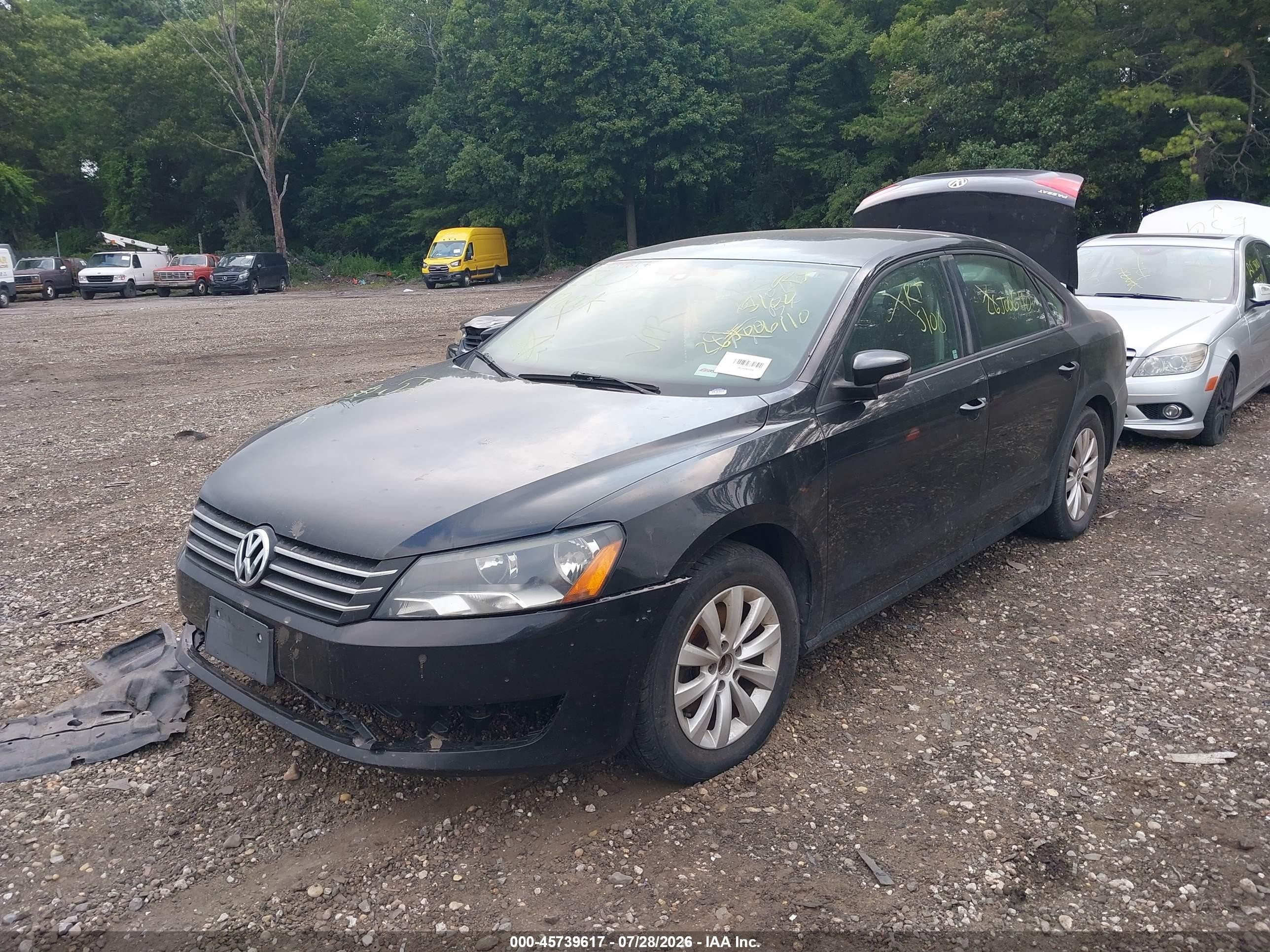 2013 Volkswagen Passat 2.5l S Black vin: 1VWAP7A31DC013908