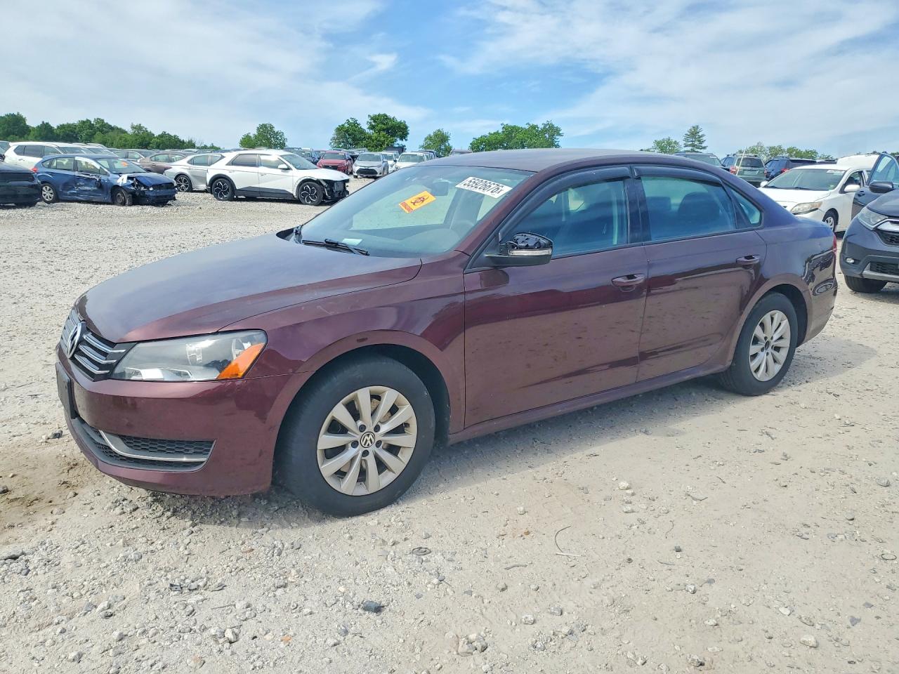 2013 Volkswagen Passat S Burgundy vin: 1VWAP7A31DC065393