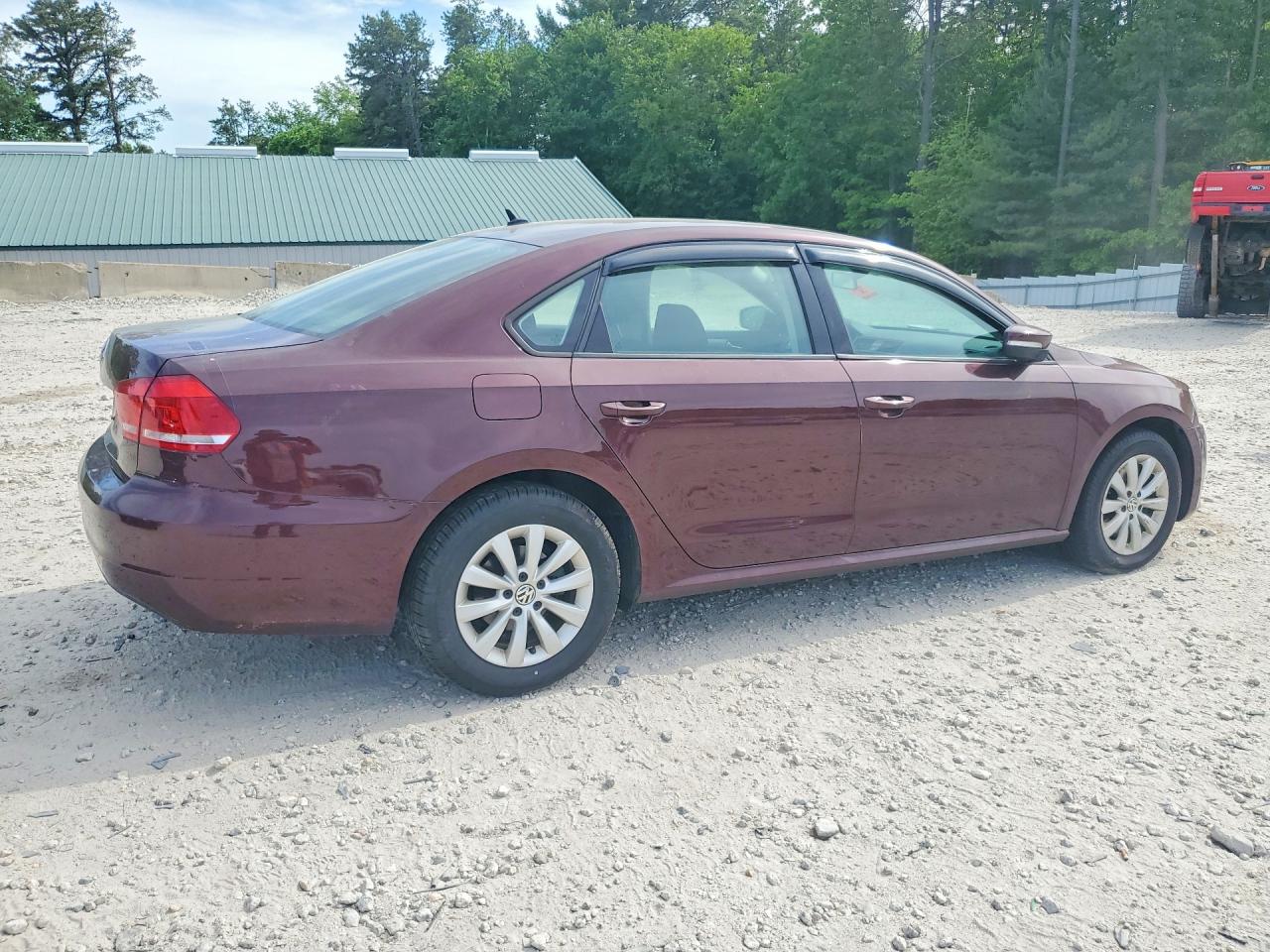 2013 Volkswagen Passat S Burgundy vin: 1VWAP7A31DC065393