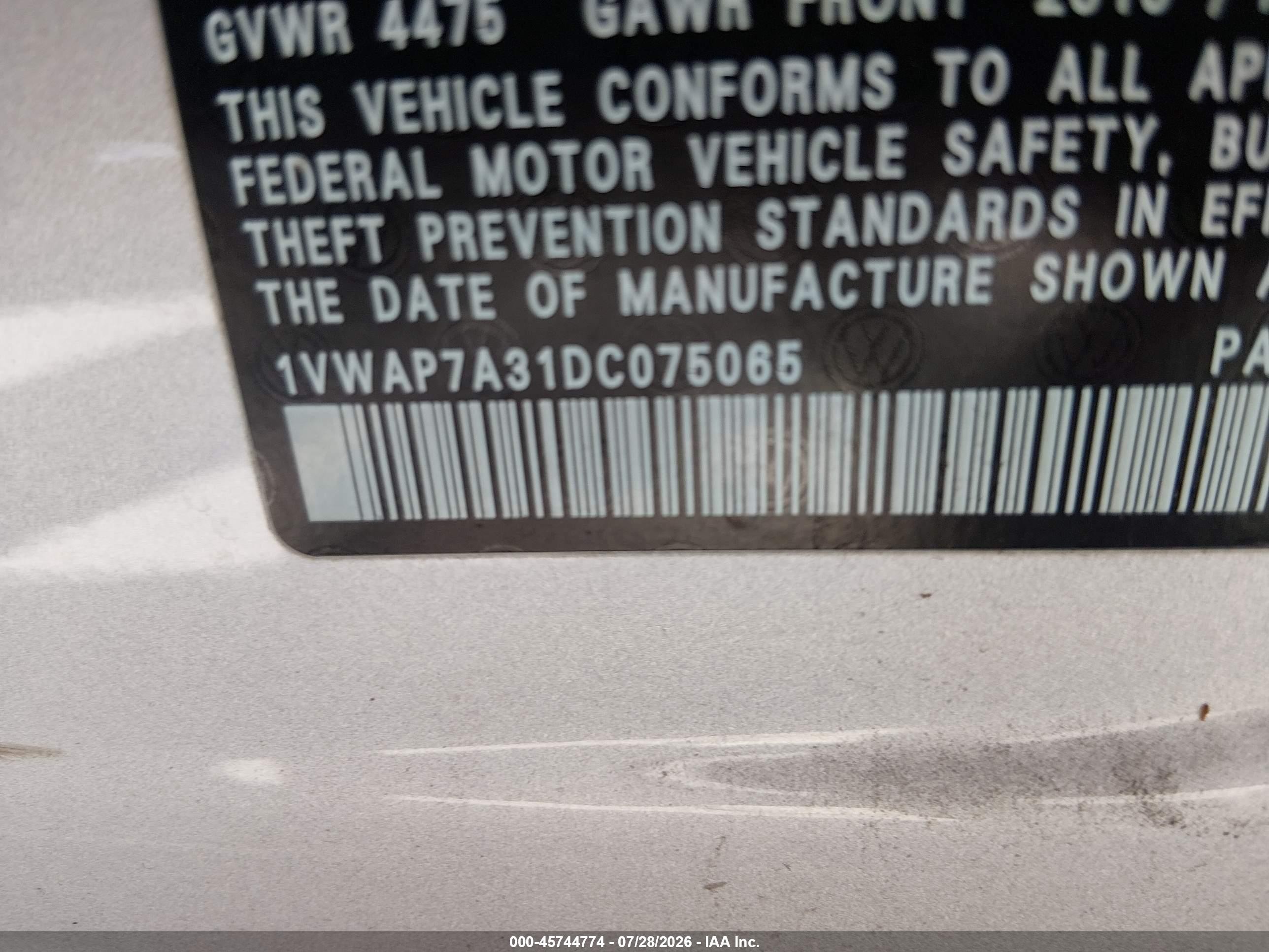 2013 Volkswagen Passat 2.5l S Silver vin: 1VWAP7A31DC075065