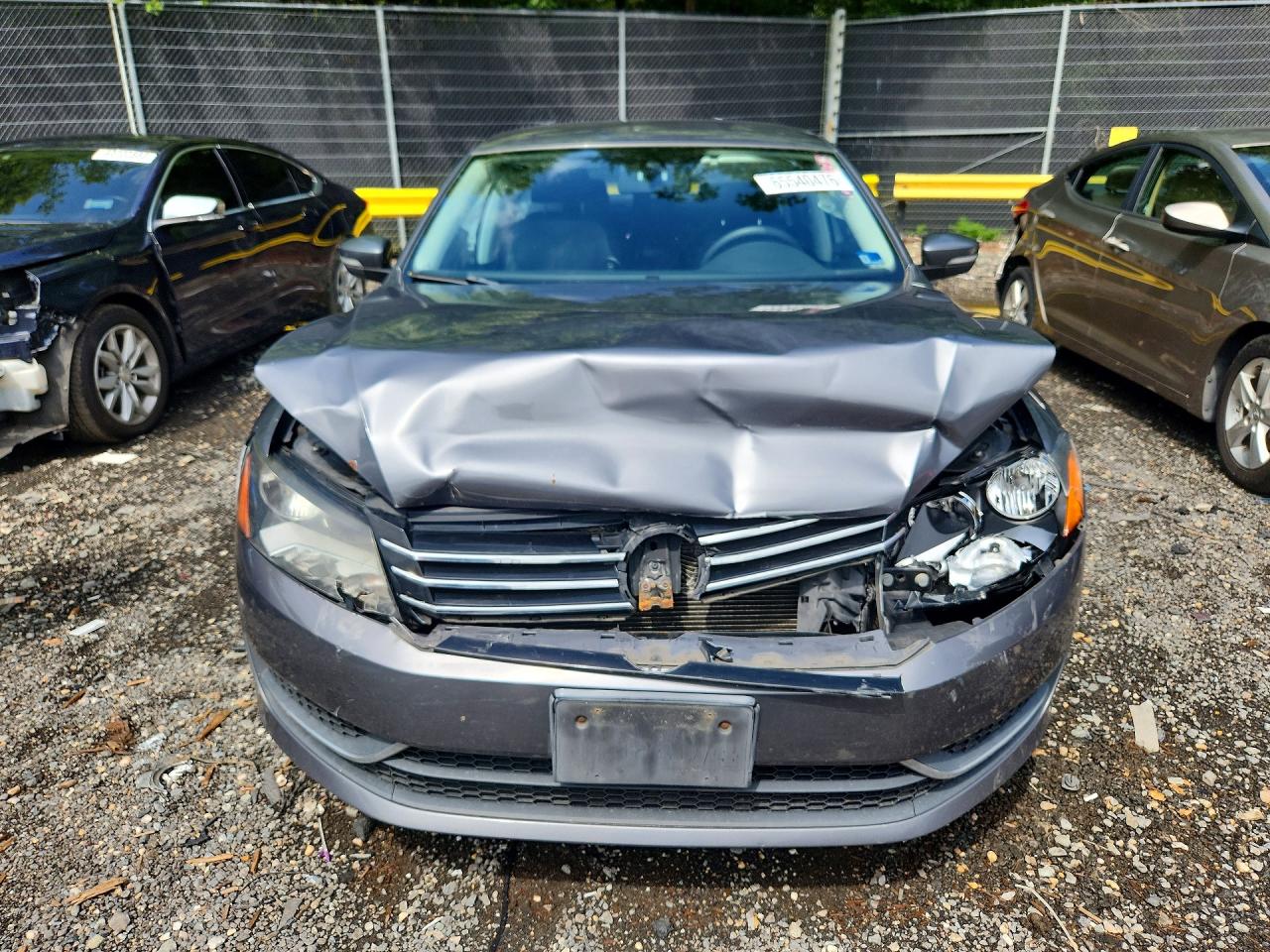 2013 Volkswagen Passat S Gray vin: 1VWAP7A31DC133661