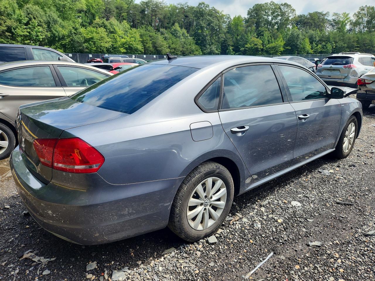 2013 Volkswagen Passat S Gray vin: 1VWAP7A31DC133661