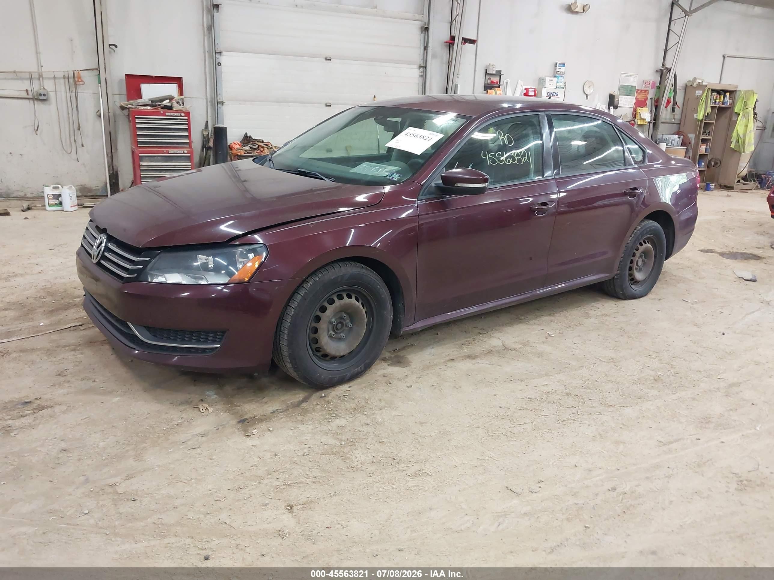 2014 Volkswagen Passat 2.5l S Purple vin: 1VWAP7A31EC012209
