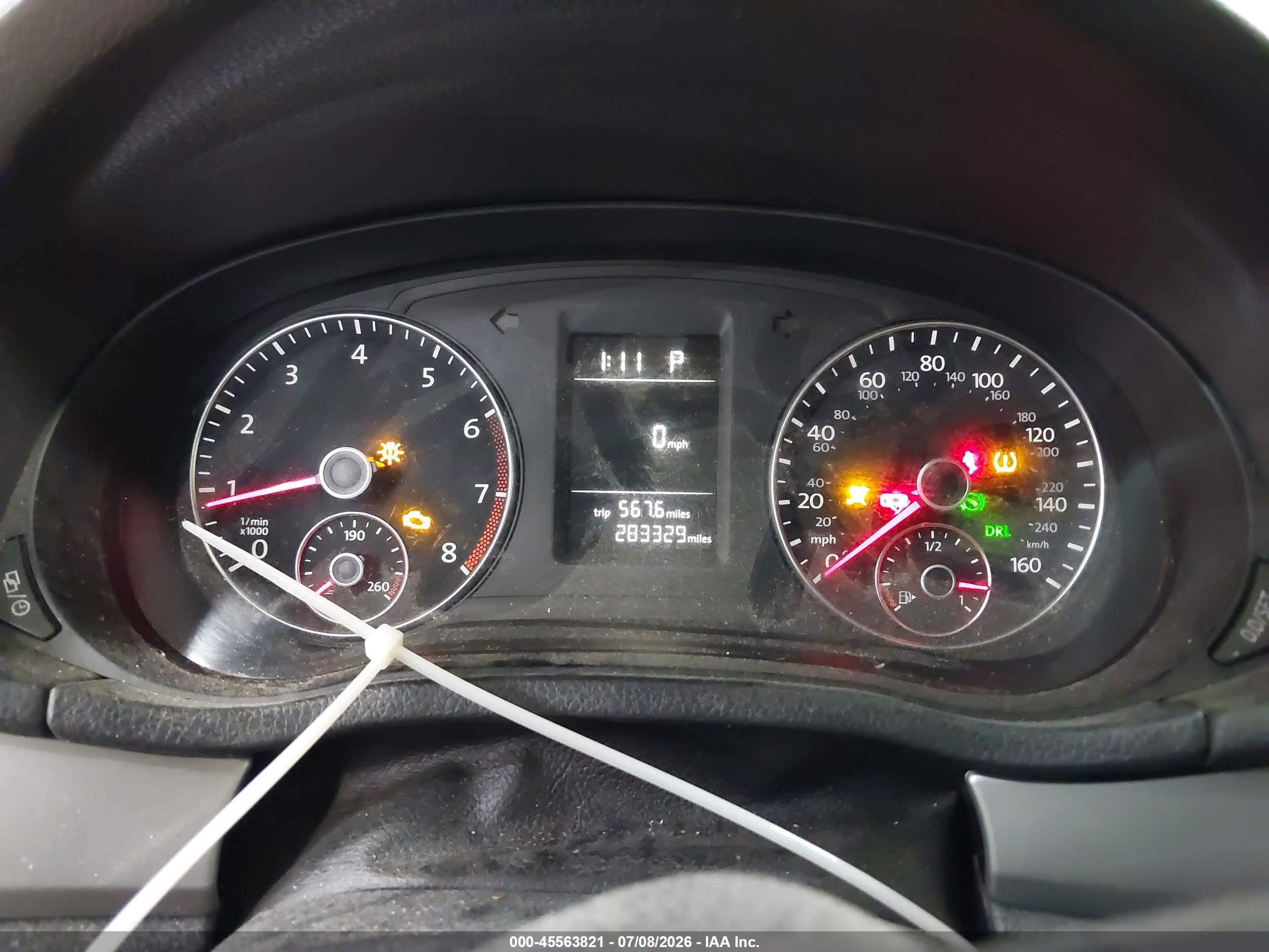 2014 Volkswagen Passat 2.5l S Purple vin: 1VWAP7A31EC012209