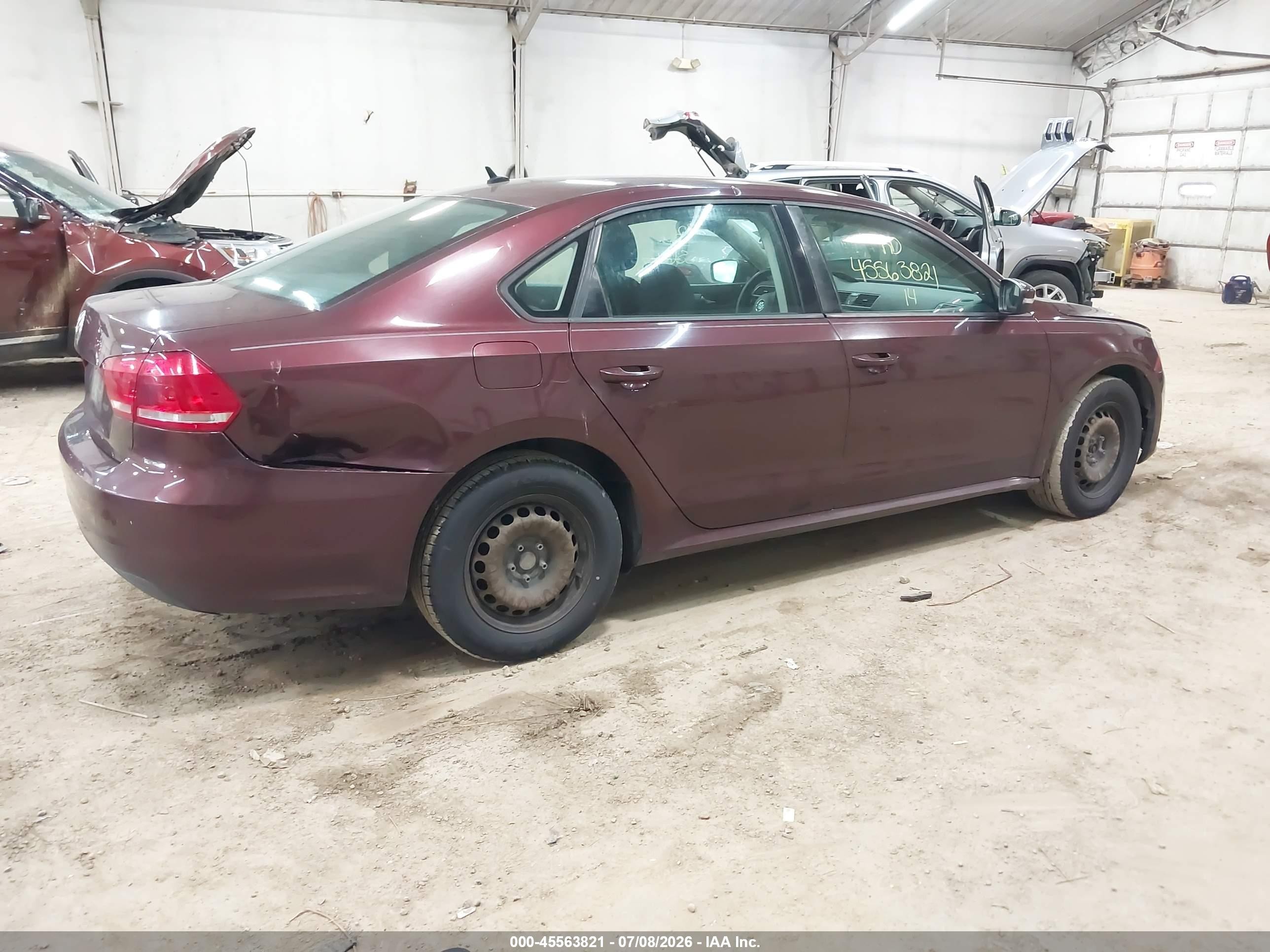 2014 Volkswagen Passat 2.5l S Purple vin: 1VWAP7A31EC012209
