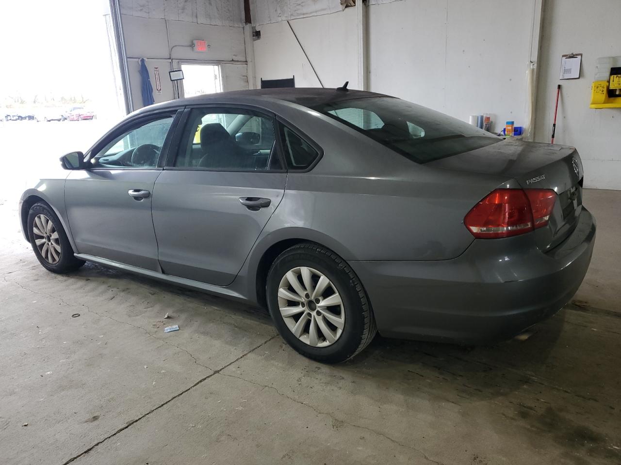 2013 Volkswagen Passat S Gray vin: 1VWAP7A32DC029051