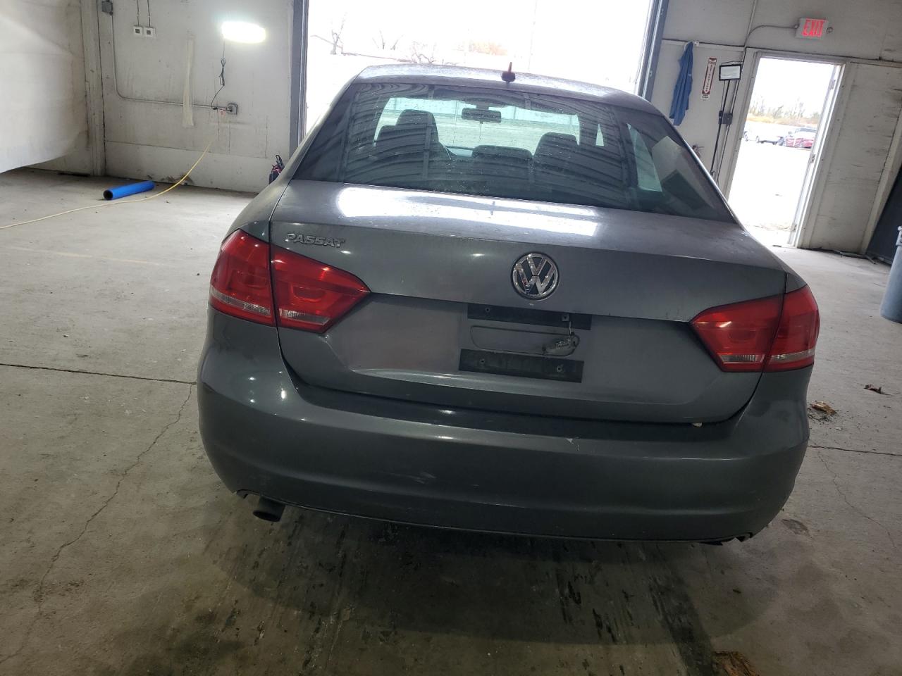 2013 Volkswagen Passat S Gray vin: 1VWAP7A32DC029051