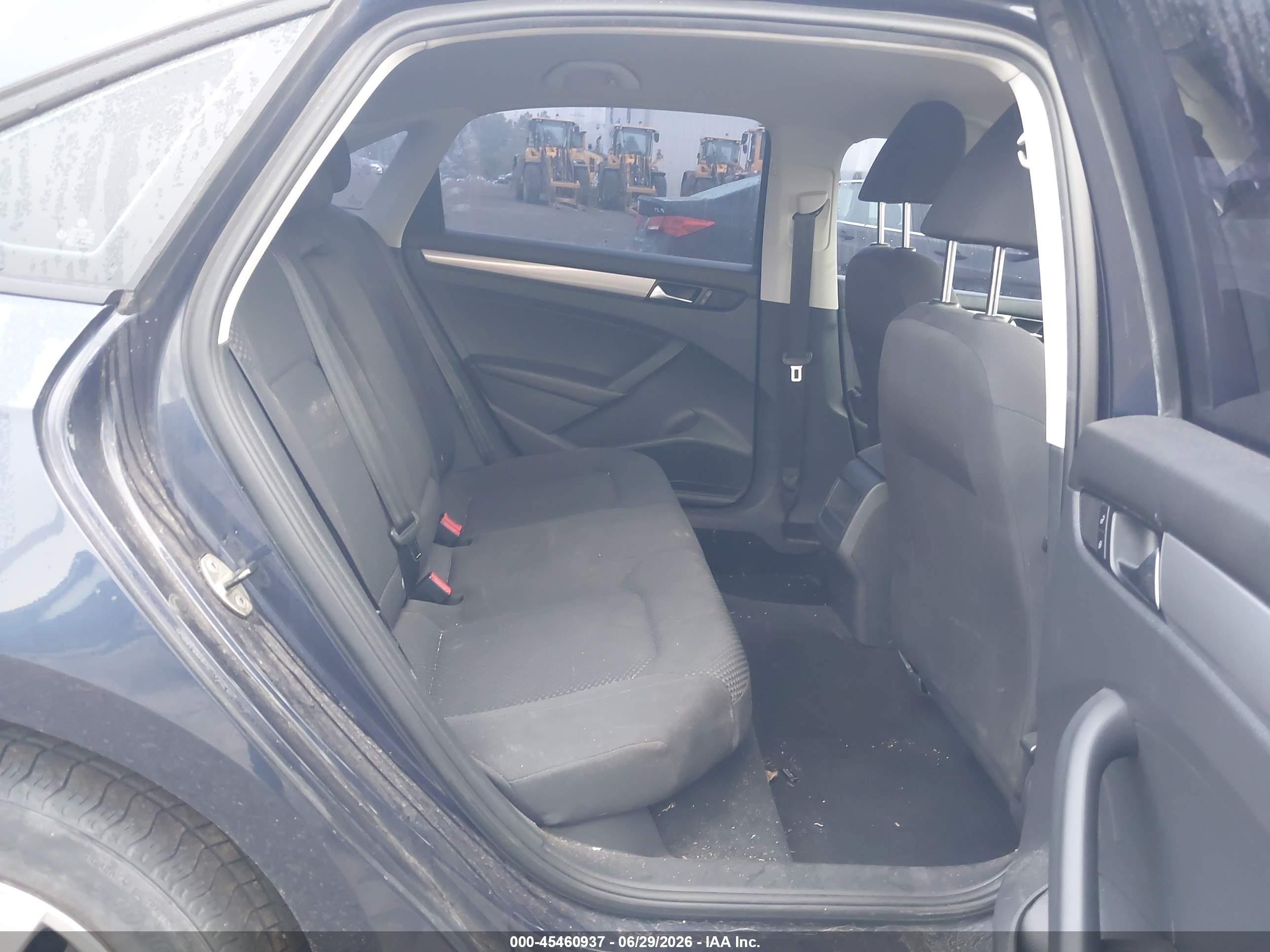 2013 Volkswagen Passat 2.5l S Dark Blue vin: 1VWAP7A32DC035996