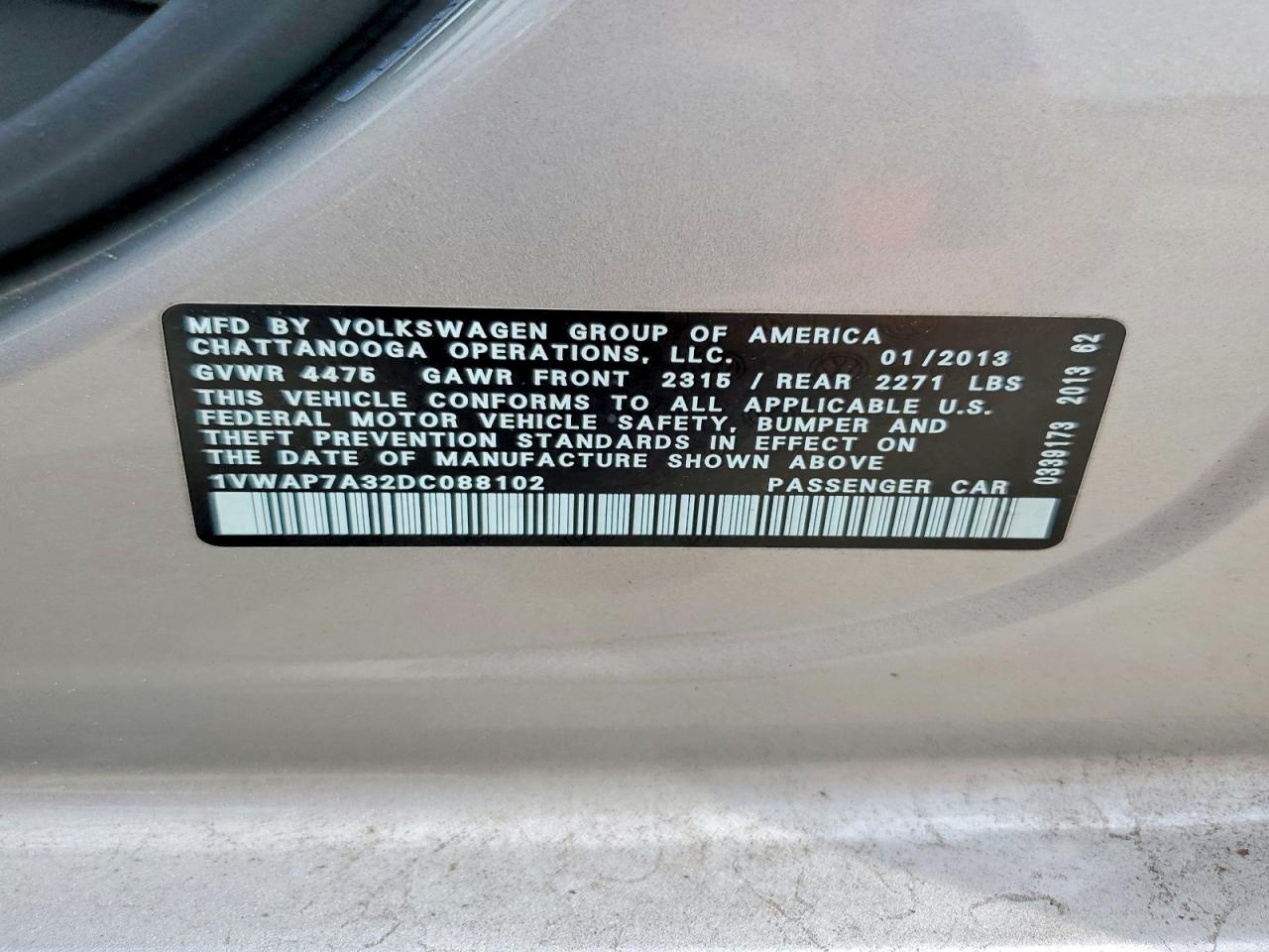 2013 Volkswagen Passat S Silver vin: 1VWAP7A32DC088102