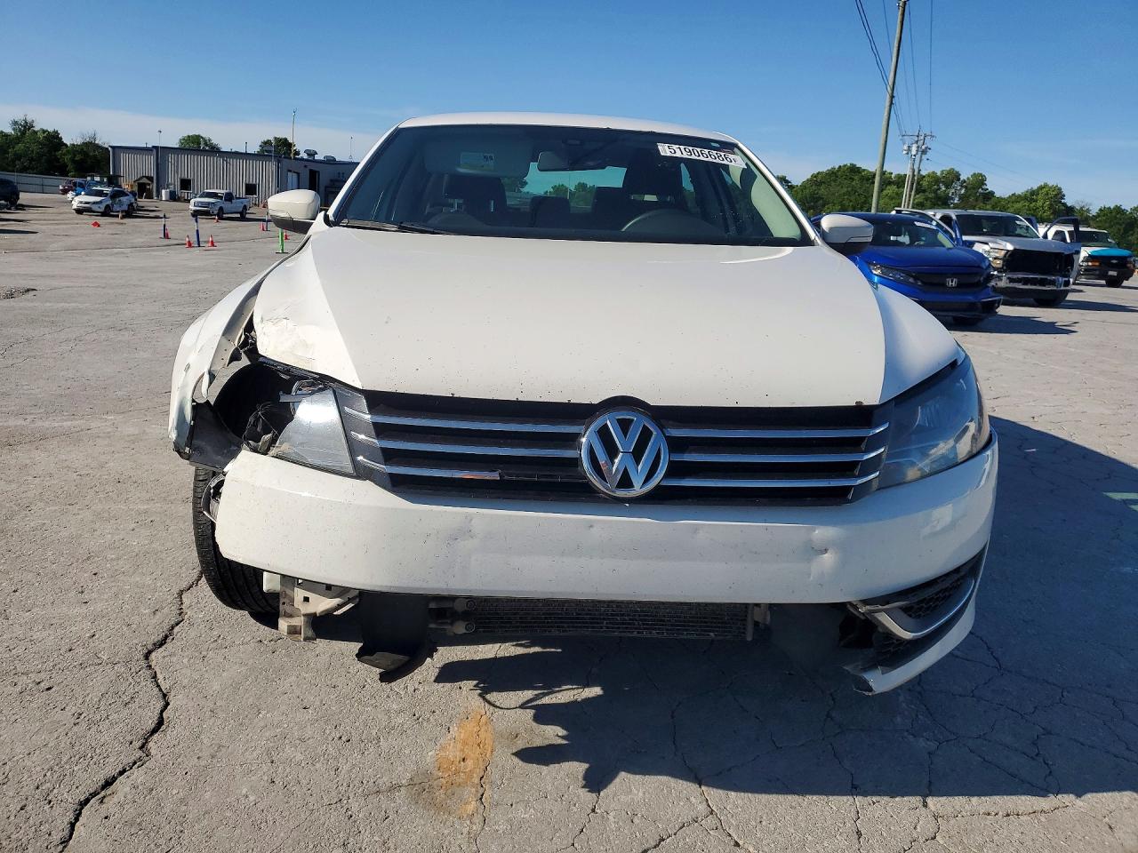 2013 Volkswagen Passat S White vin: 1VWAP7A32DC093977
