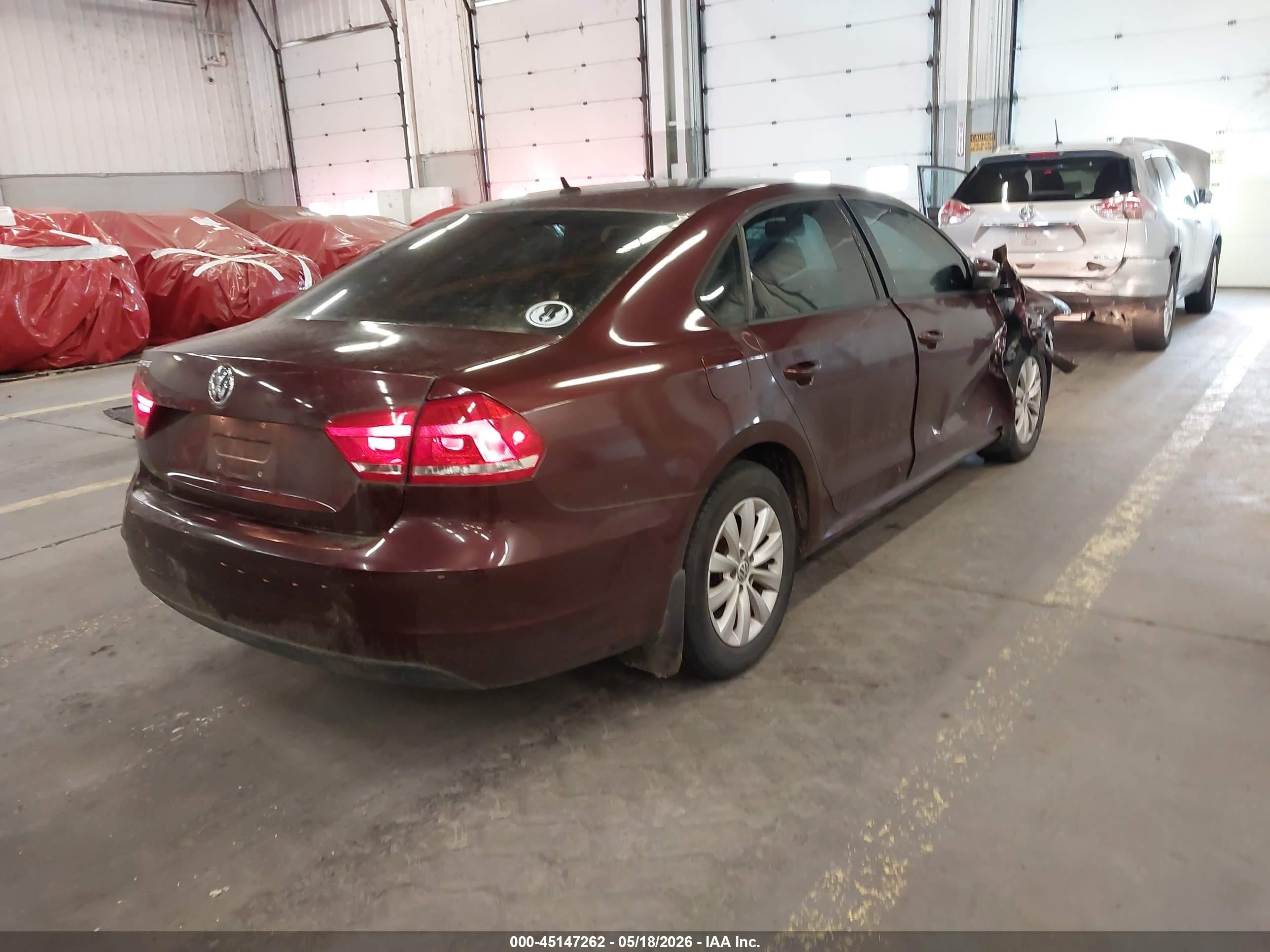 2013 Volkswagen Passat 2.5l S Burgundy vin: 1VWAP7A32DC112494