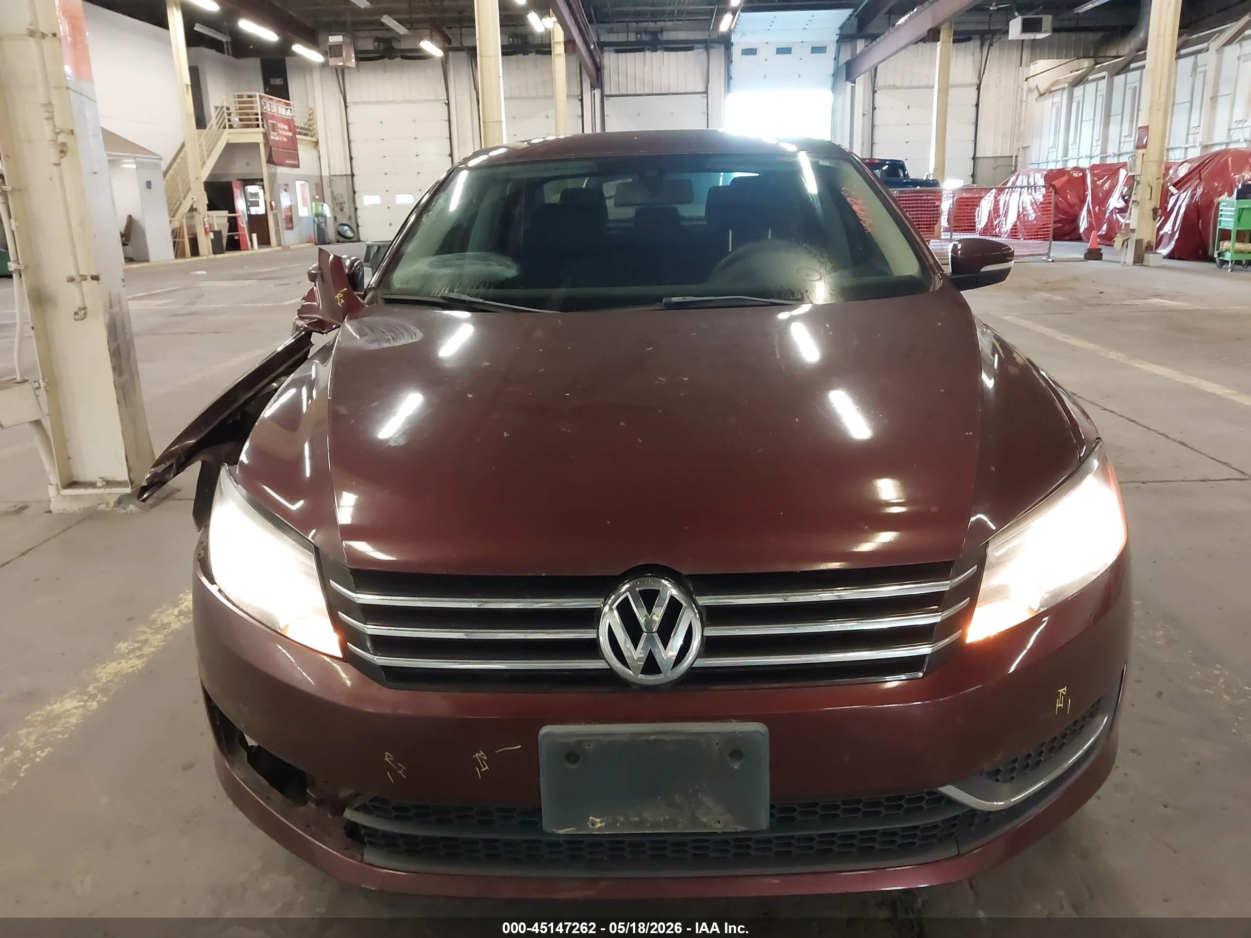 2013 Volkswagen Passat 2.5l S Burgundy vin: 1VWAP7A32DC112494