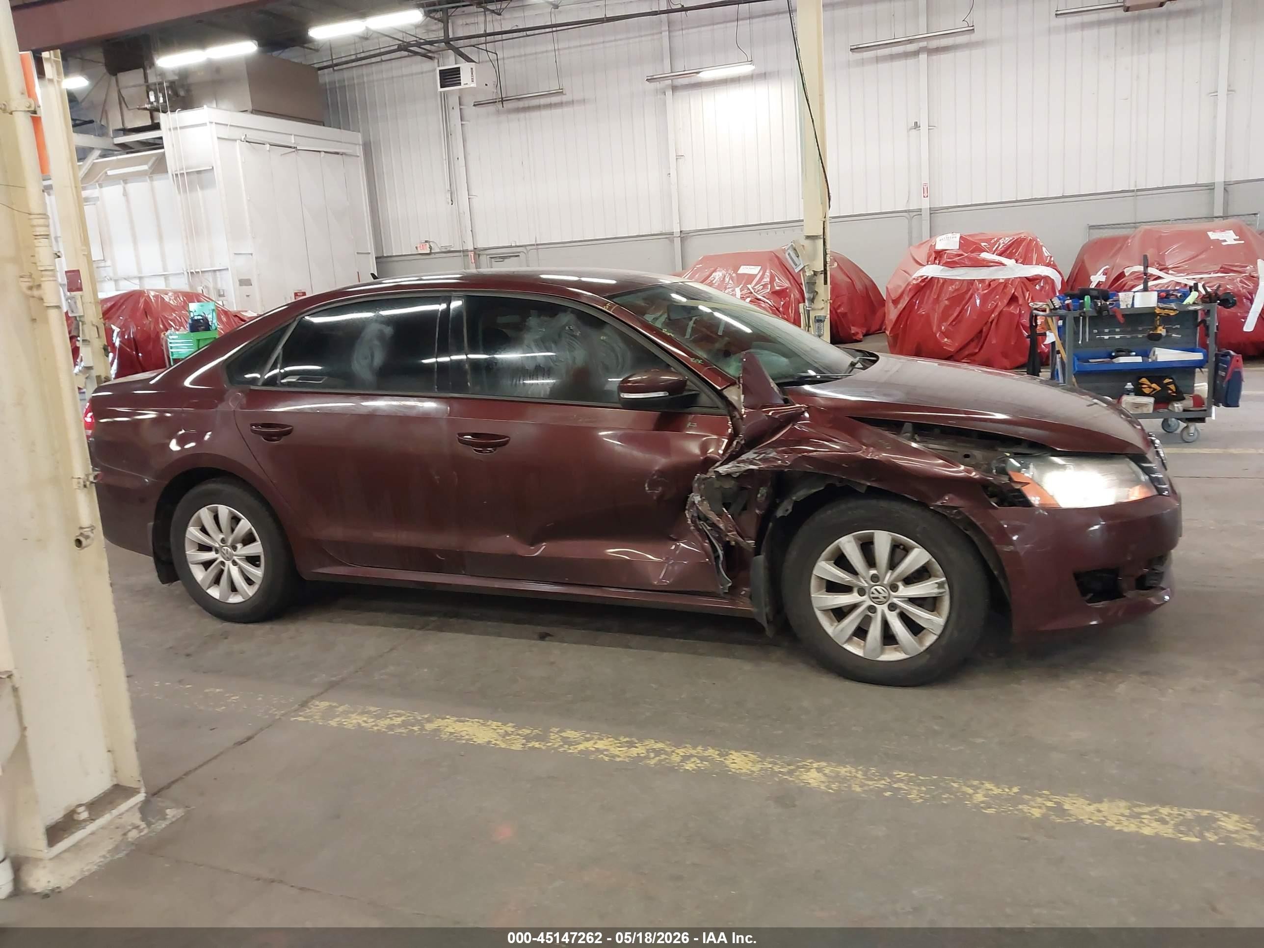 2013 Volkswagen Passat 2.5l S Burgundy vin: 1VWAP7A32DC112494