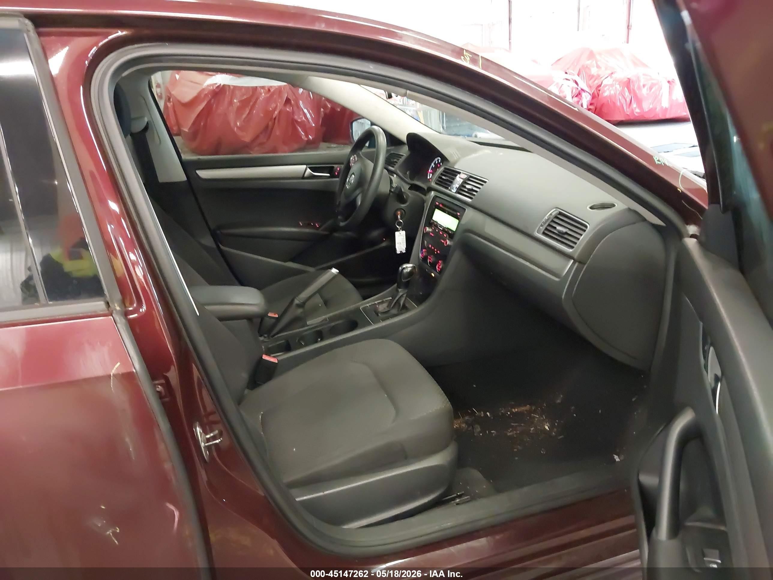 2013 Volkswagen Passat 2.5l S Burgundy vin: 1VWAP7A32DC112494