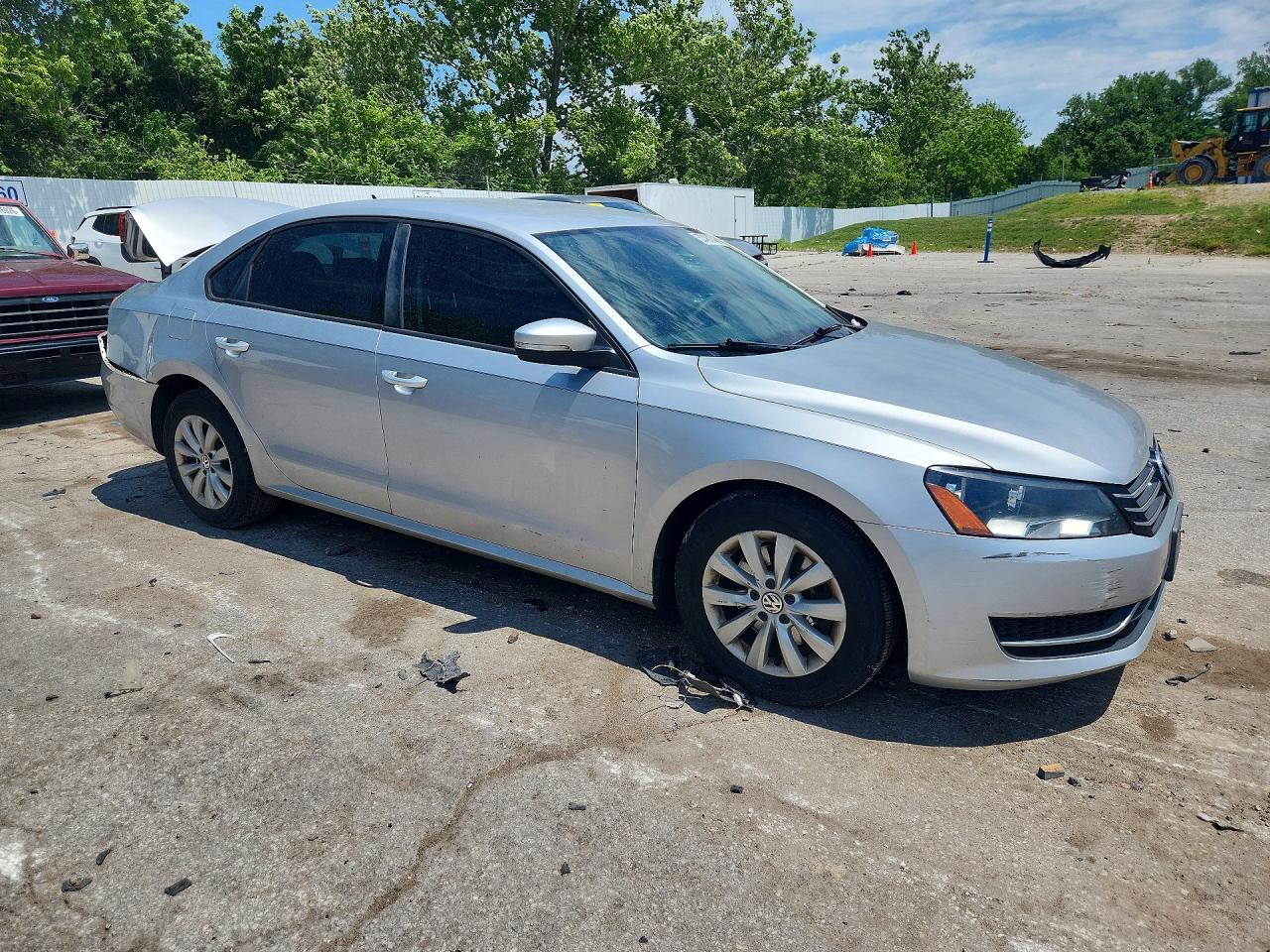 2013 Volkswagen Passat S Silver vin: 1VWAP7A32DC126878